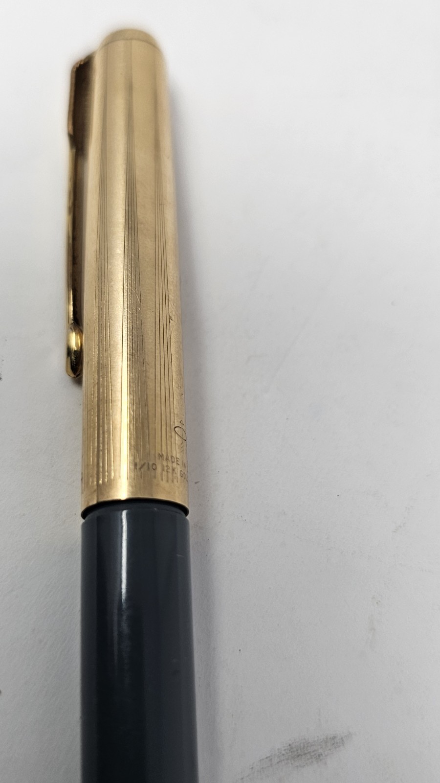 “PARKER * 1/10 12K GOLD FILLED…” Grey/Gold Trim Cap-Act. Working Mech Pencil