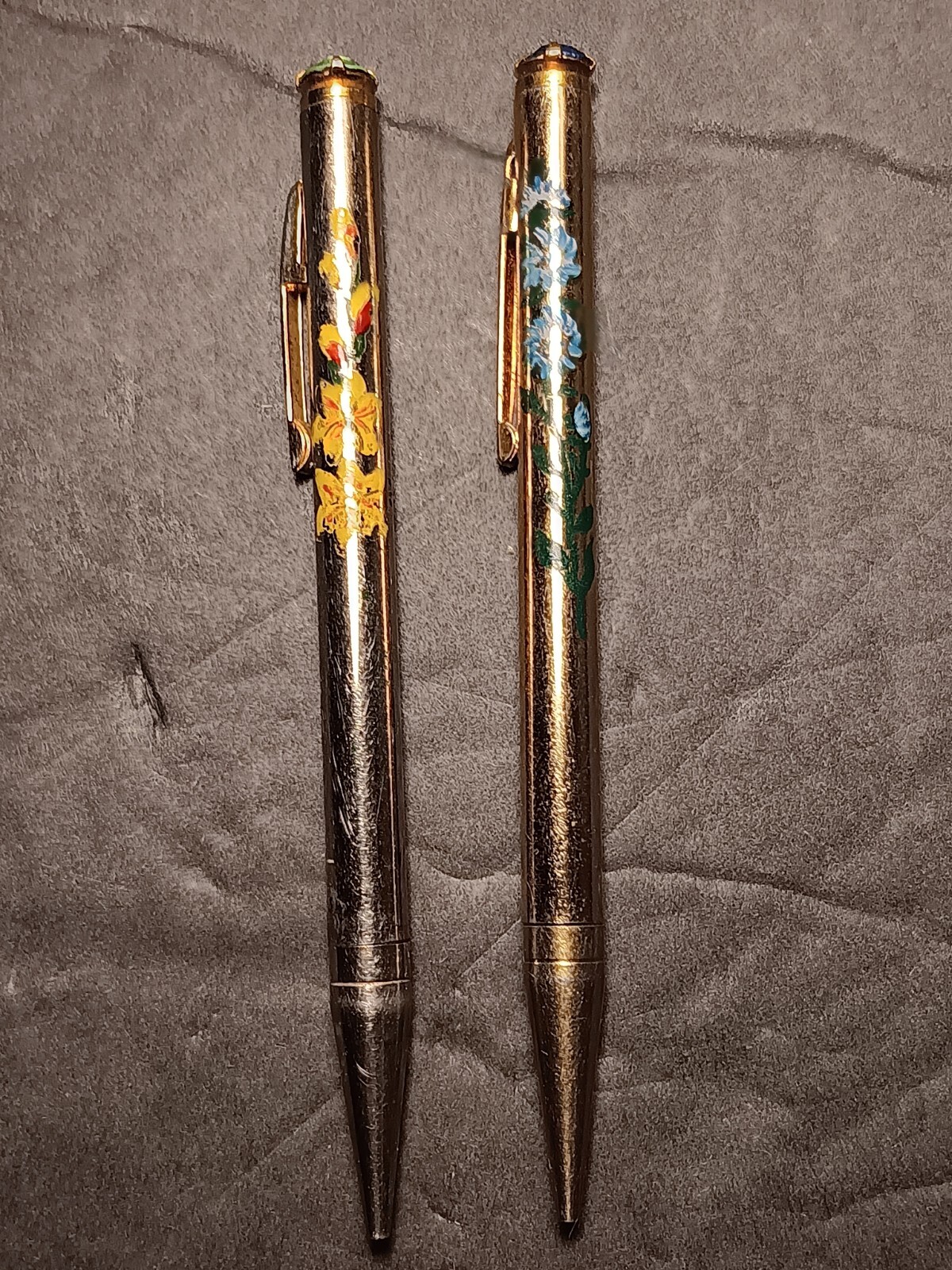 Small 4 Inch Ladies Jeweled Flower Design Mascot Mechanical Pencil Lot