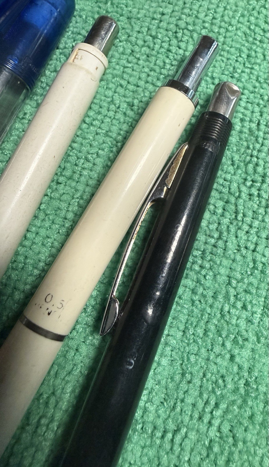 17 Pencil Lot Old & New – All Work – Pentel Zebra Niji Berol Autopoint Ritepoint