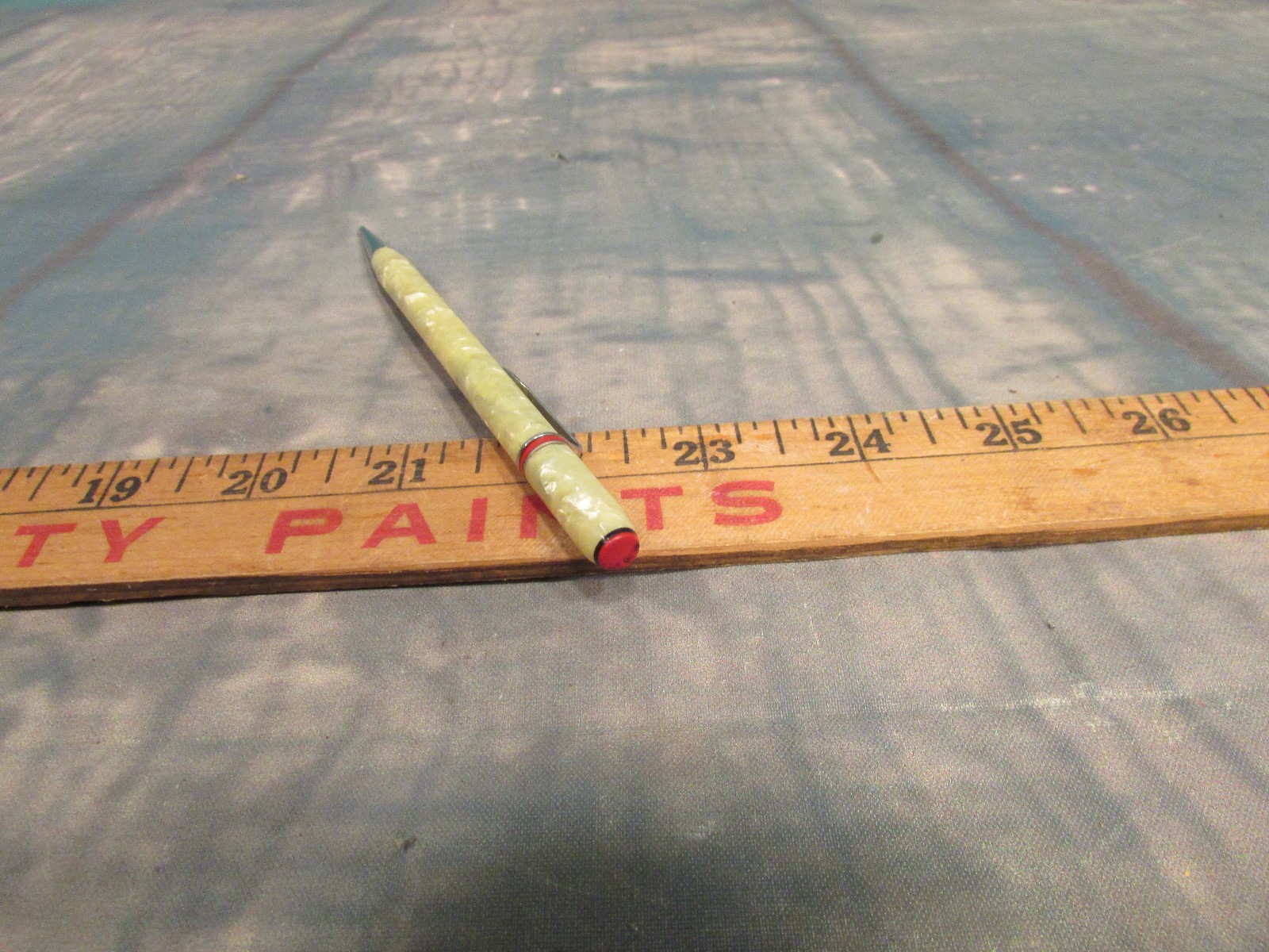 Vintage Mechanical Pencil World Insurance Company Omaha Nebraska White Big Red