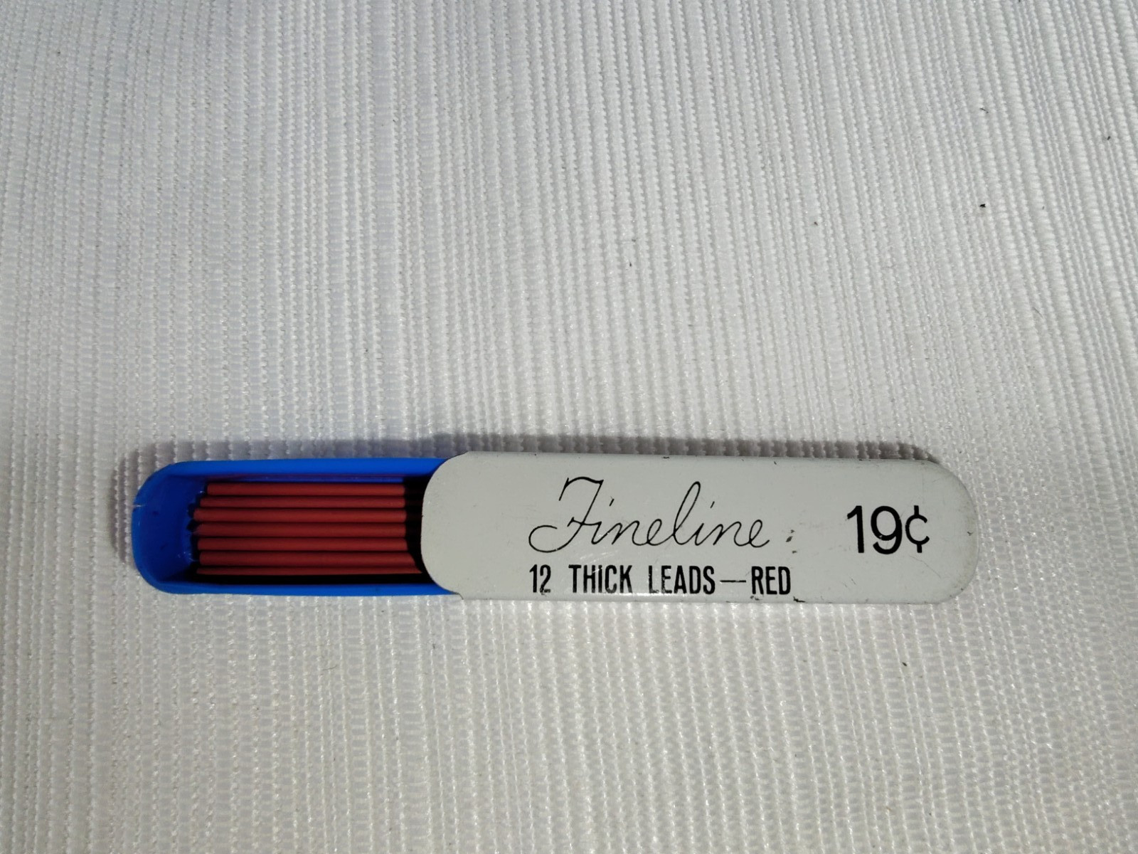 Vintage Sheaffer Fineline Thick Leads Red In Metal Tin R15