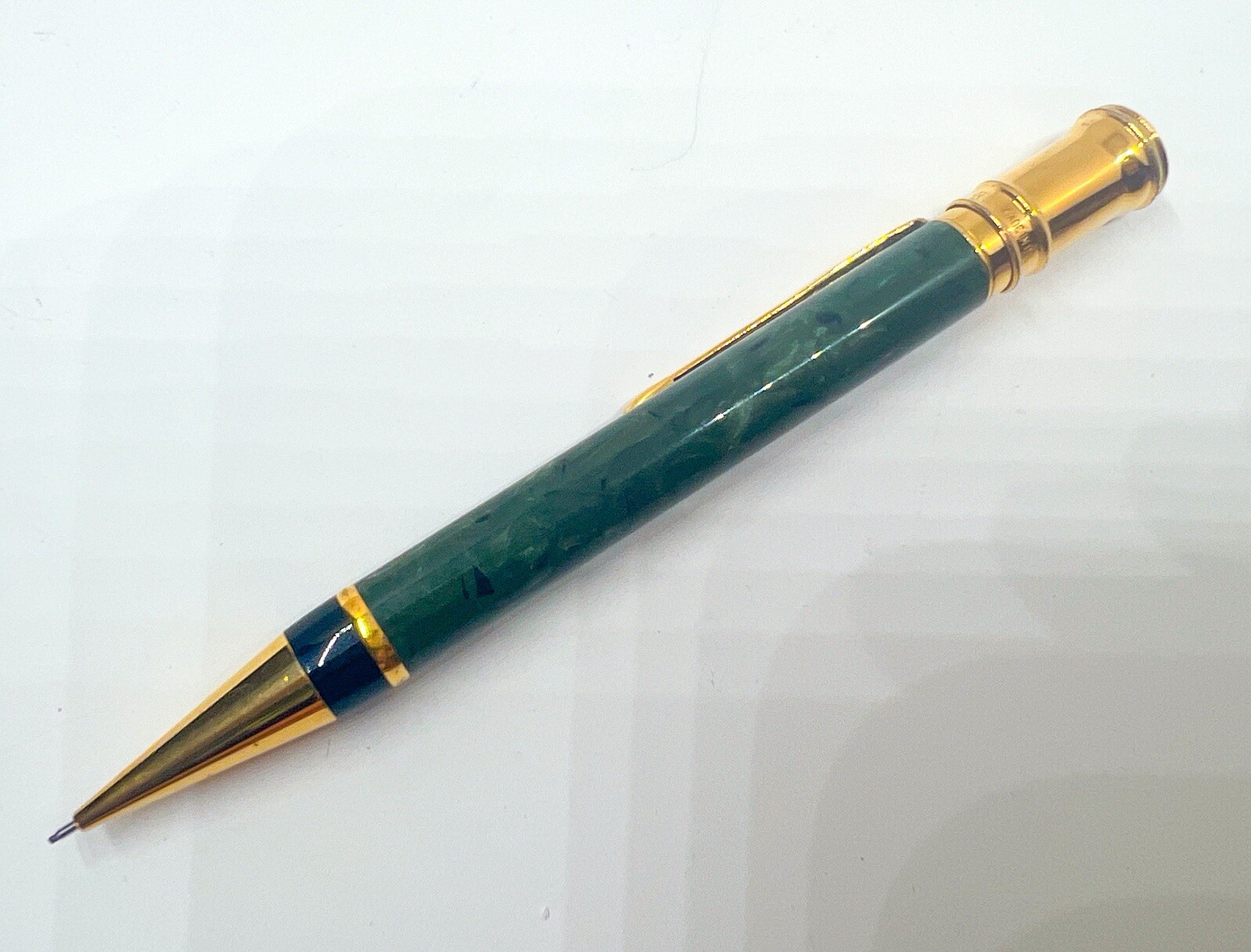 Parker Duofold 23K 0.7mm Mechanical Pencil Twist jade Marble Green Cherry Wood