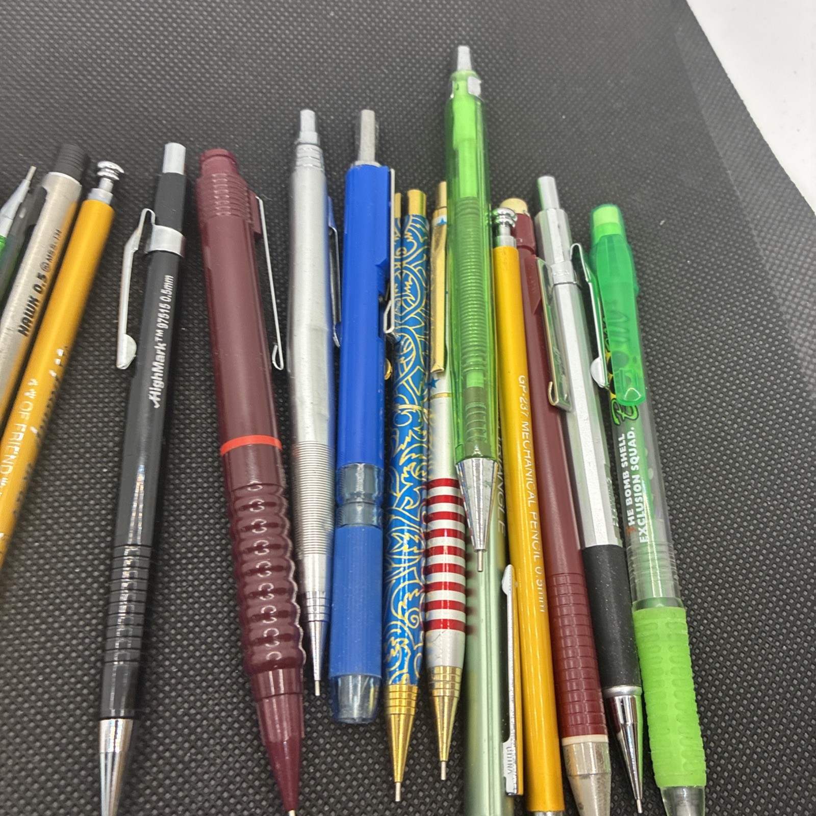 20 Mechanical Pencils Vintage Used Lot #106 LOCAAA