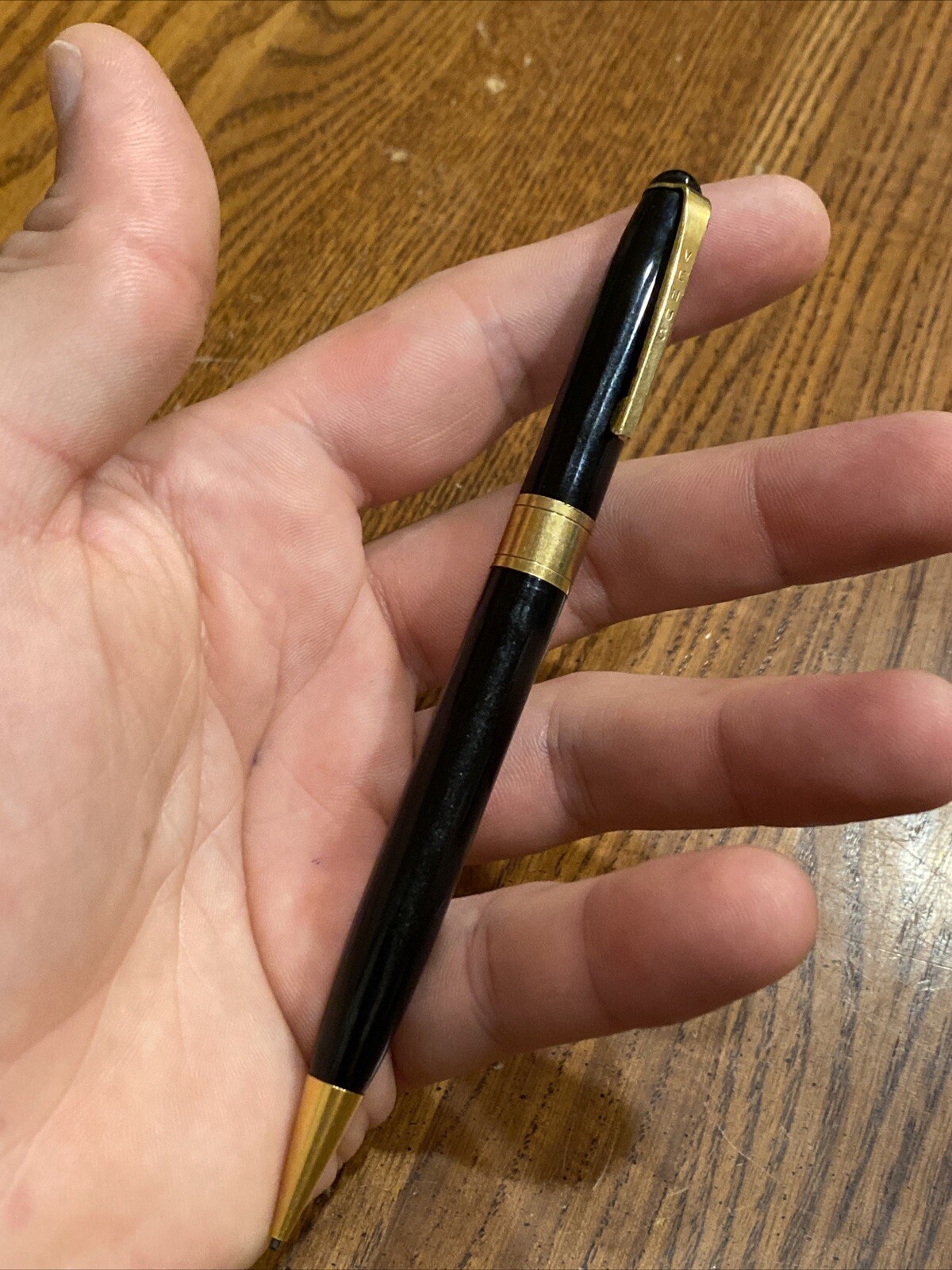 RARE Vintage VENUS Model 047 G Mechanical Twist Pencil Black w Gold Tone Accents