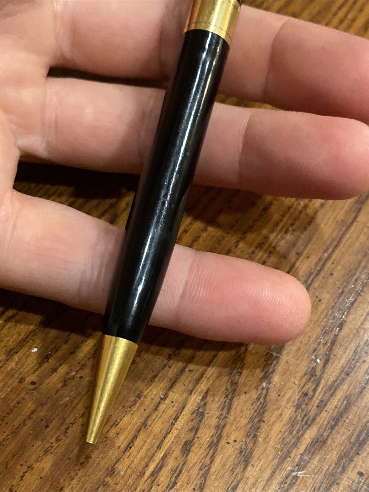 RARE Vintage VENUS Model 047 G Mechanical Twist Pencil Black w Gold Tone Accents