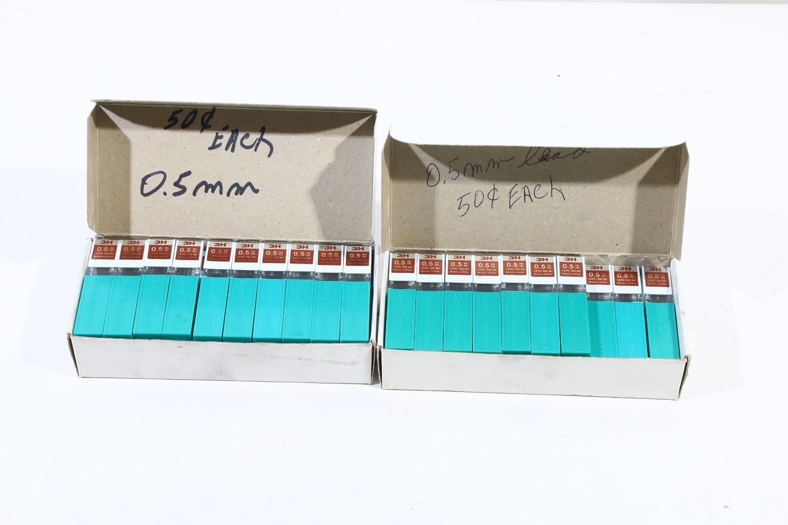 HUGE GROUP OF BEROL TURQUOISE EAGLE PENCIL LEADS 3H – 97 CASES 12 LEADS IN EACH