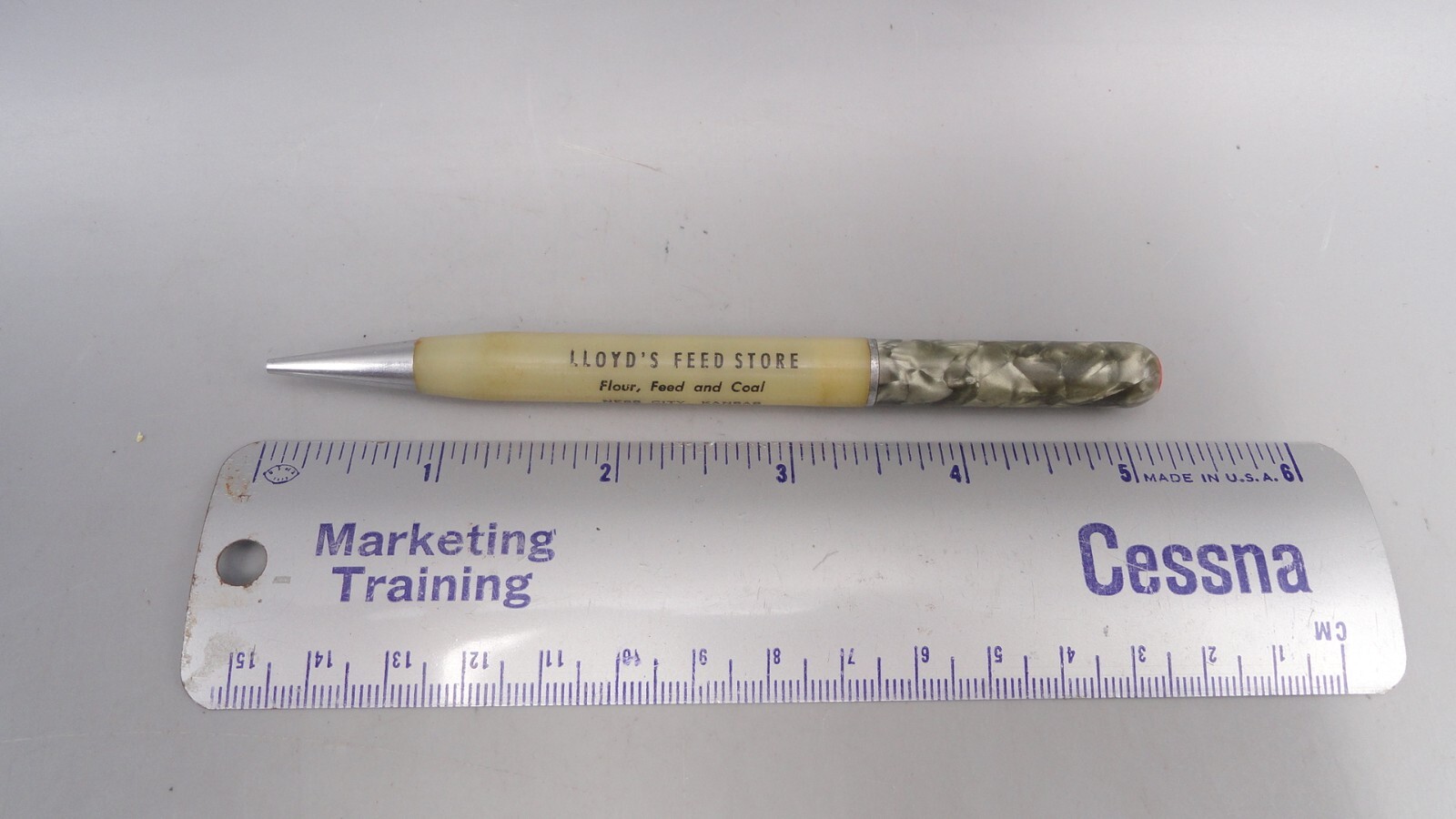 Vintage Lloyd’s Feed Store Coal Ness City, Kansas Mechanical Twist Pencil *READ*