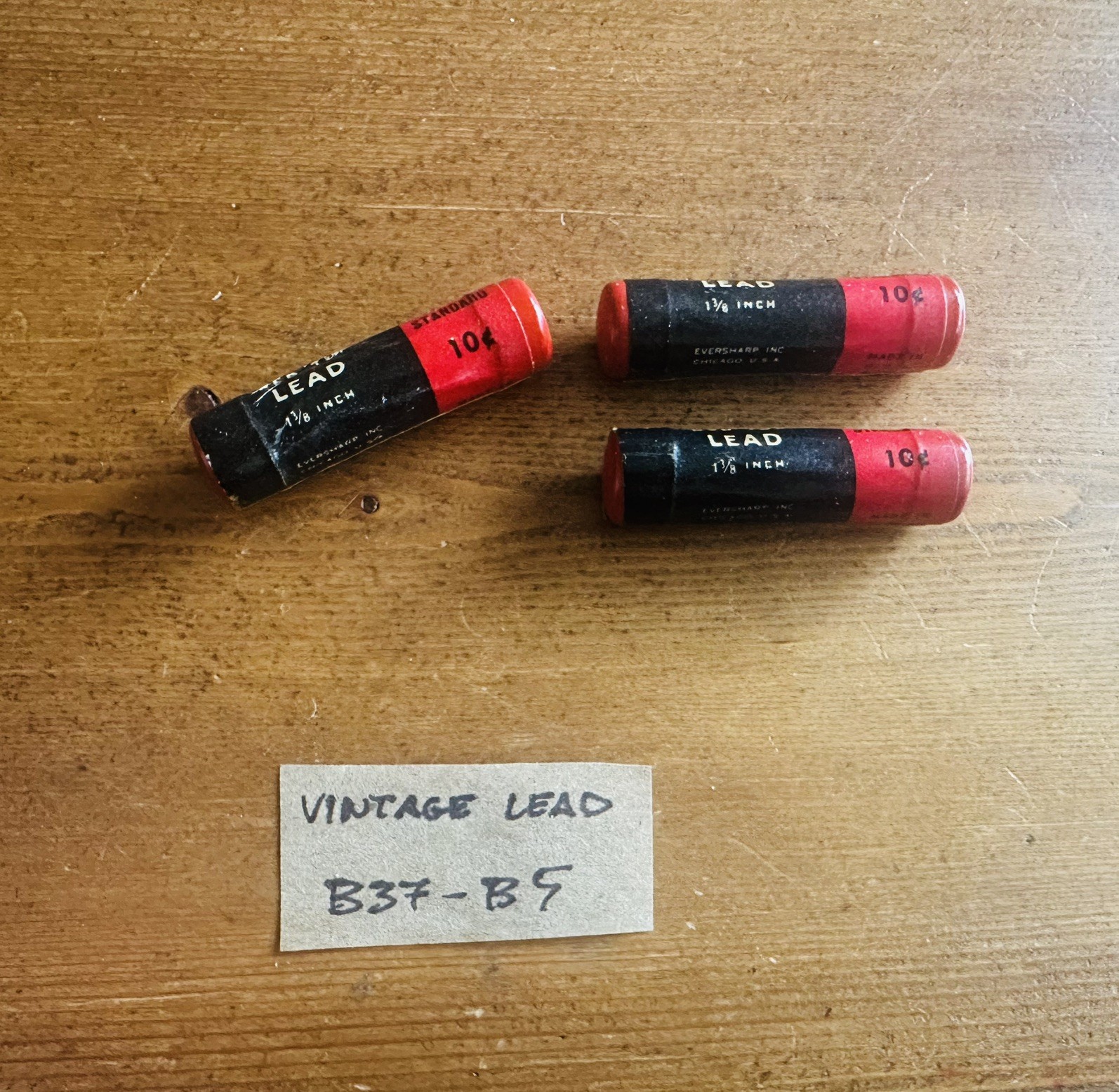 Vintage EVERSHARP Red Top Lead 3 Tubes 2 Med 1 Hard Black Standard 0.046in 1.1mm