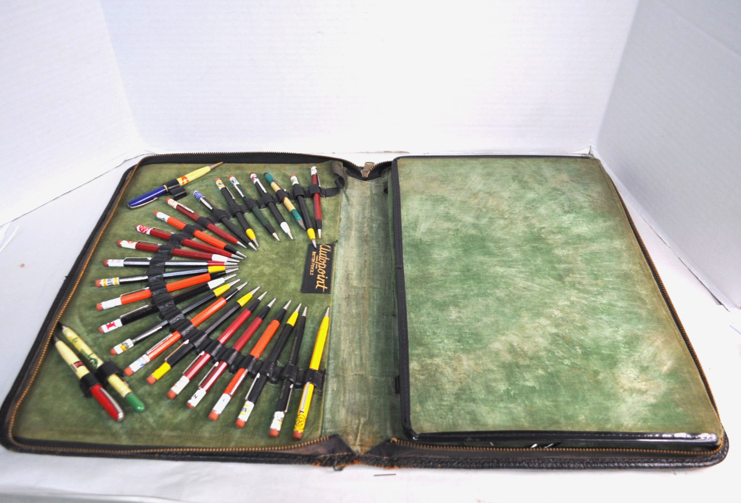Lot of 75+ Autopoint Mechanical Pencils Gulf Mobil Napa Farm Salesman Sample