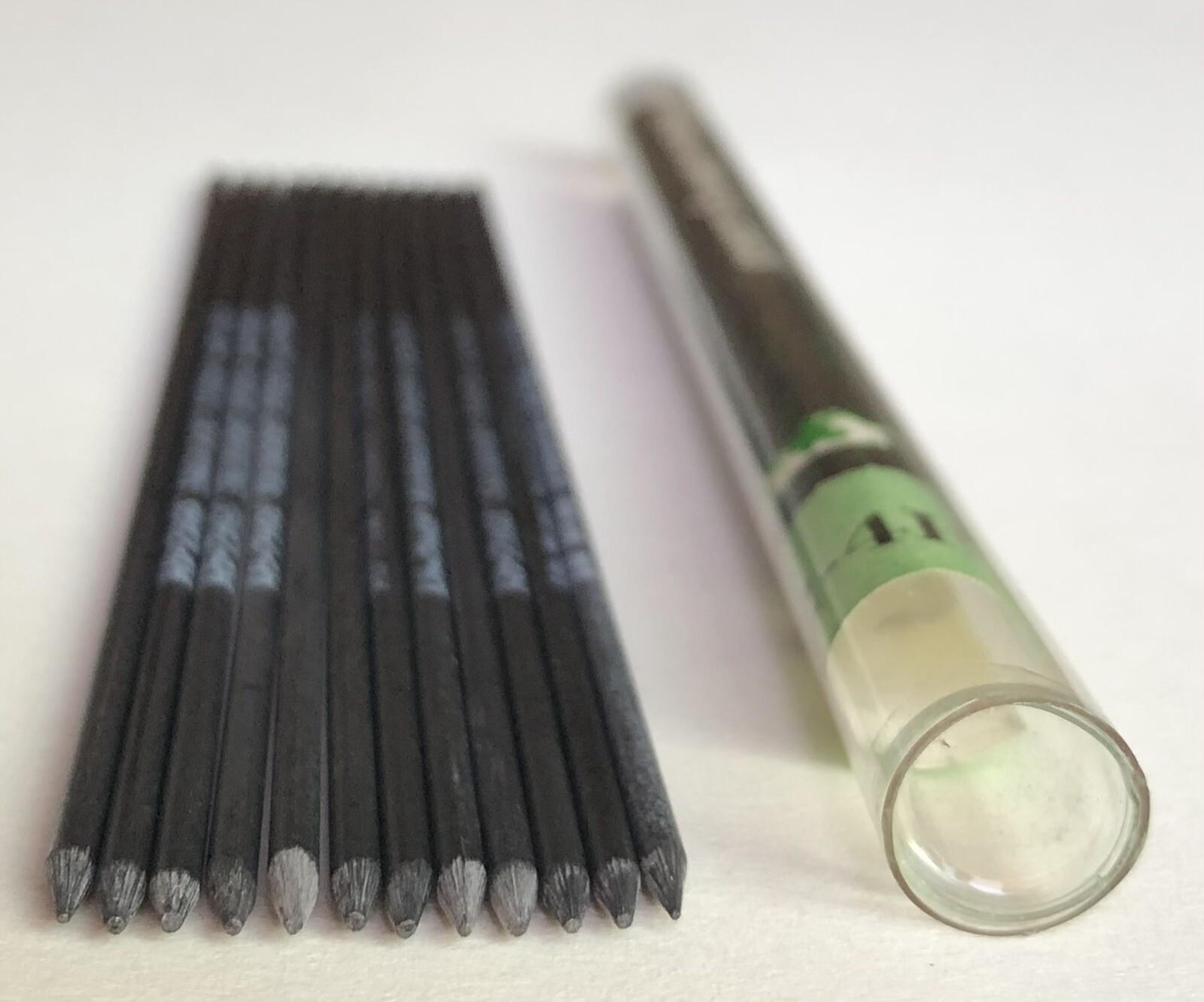 Vintage Faber Castell VENUS 3842 Drawing 2mm 4H Leads NOS Tube Of 12 NJ USA