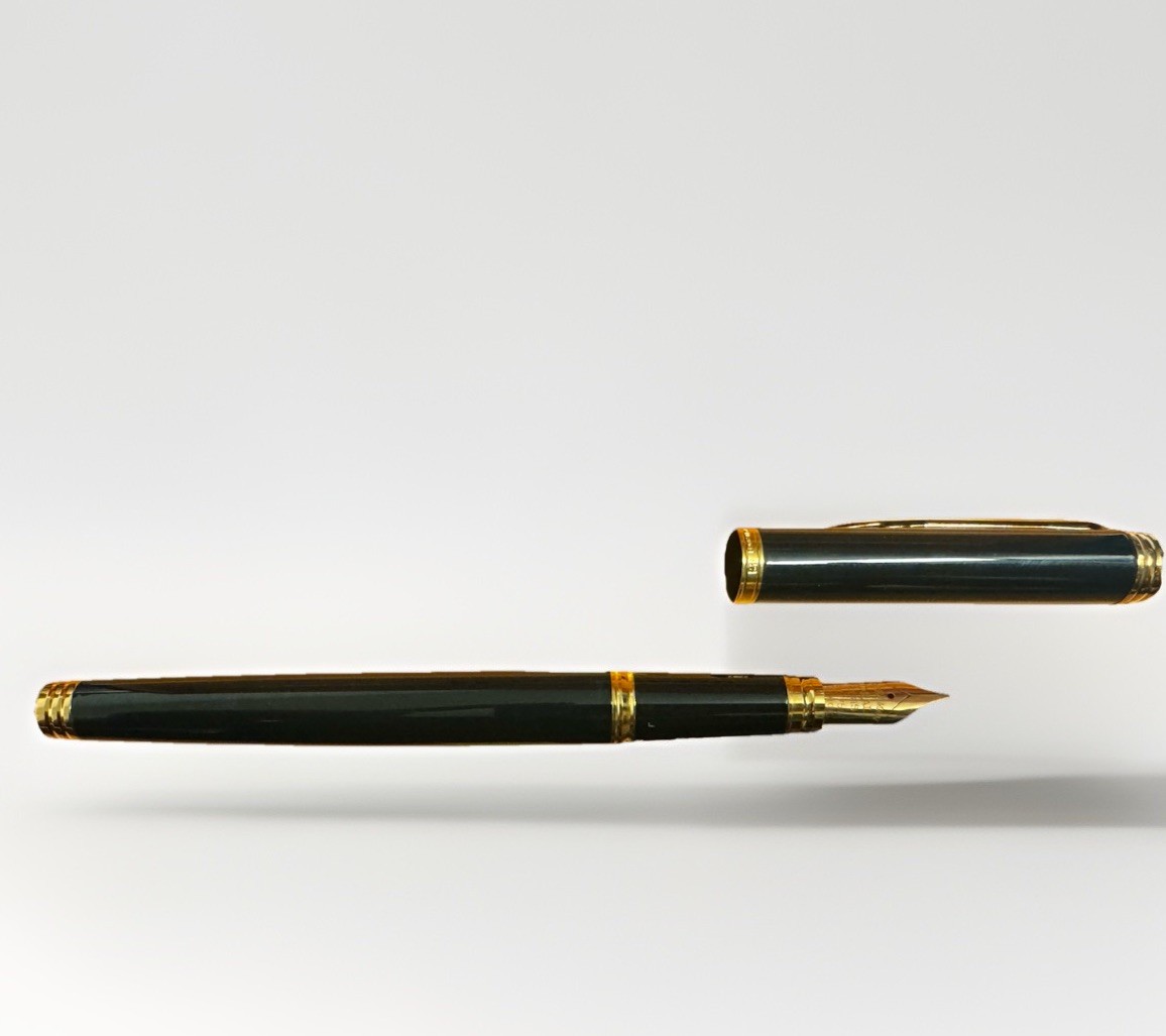 Waterman 16089-3 | Green Lacquer & Gold Gentleman Fountain Pen | Paris (New!)