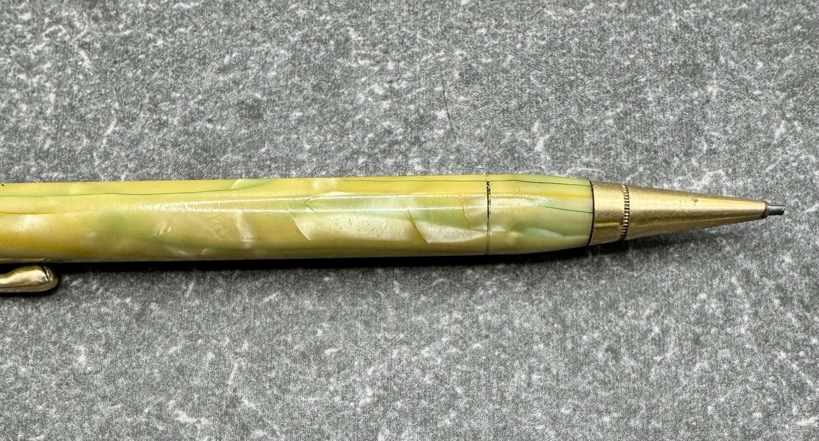 Vintage Conklin Endura Symetrik Green Vein Gold Trim 5-1/8″ Mechanical Pencil
