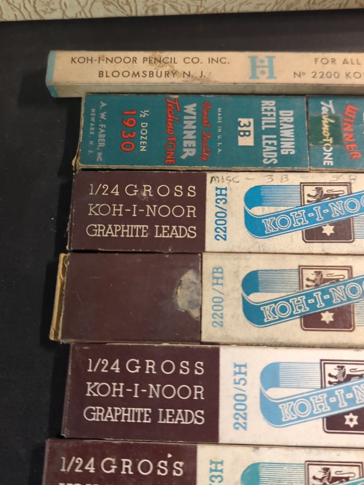 9 BOXES OF VINTAGE KOH-I-NOOR GRAPHITE LEADS Techno Tone Some Full