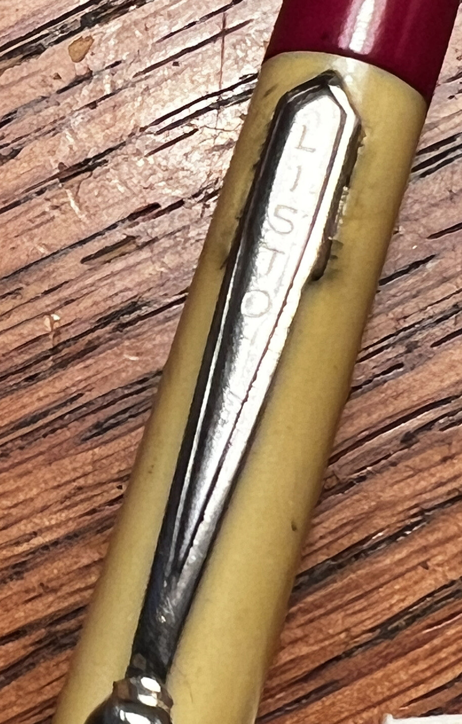 Vintage Antique Listo “Center Turn” Mechanical Pencil Red/White