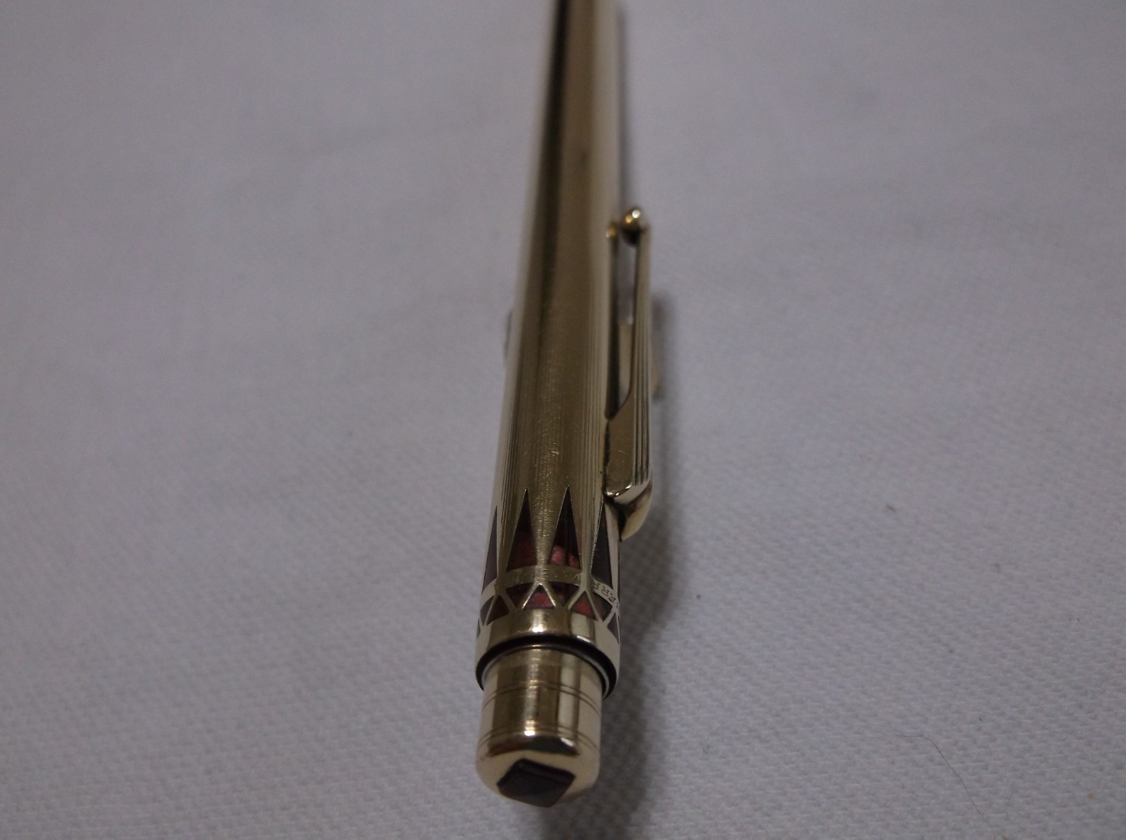 VINTAGE WAHL-EVERSHARP CORONET GOLD FILLED MECHANCIAL PENCI L / 1.18 mm LEAD