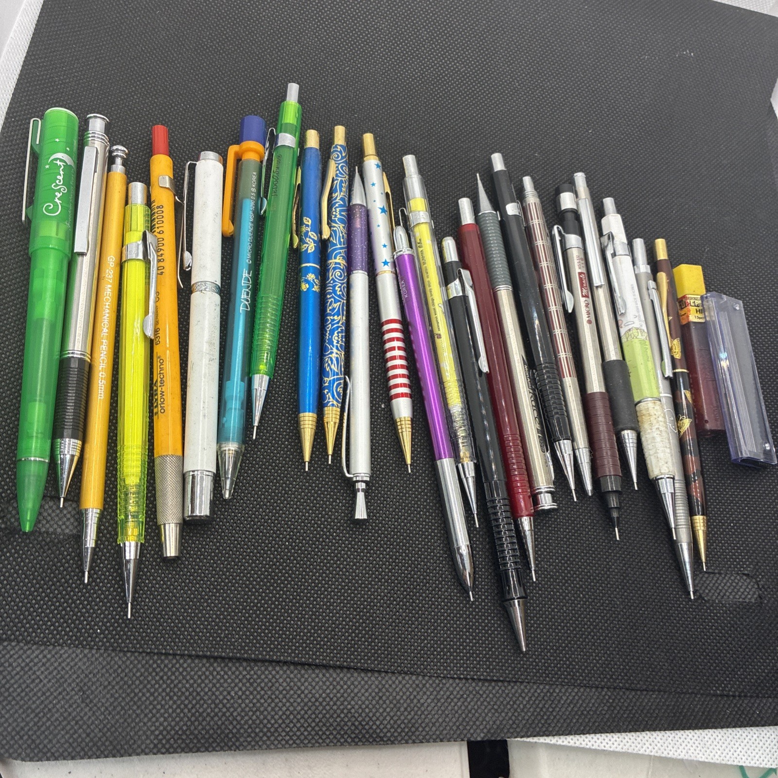 20 Mechanical Pencils Vintage Used Lot #115 LOCAAA
