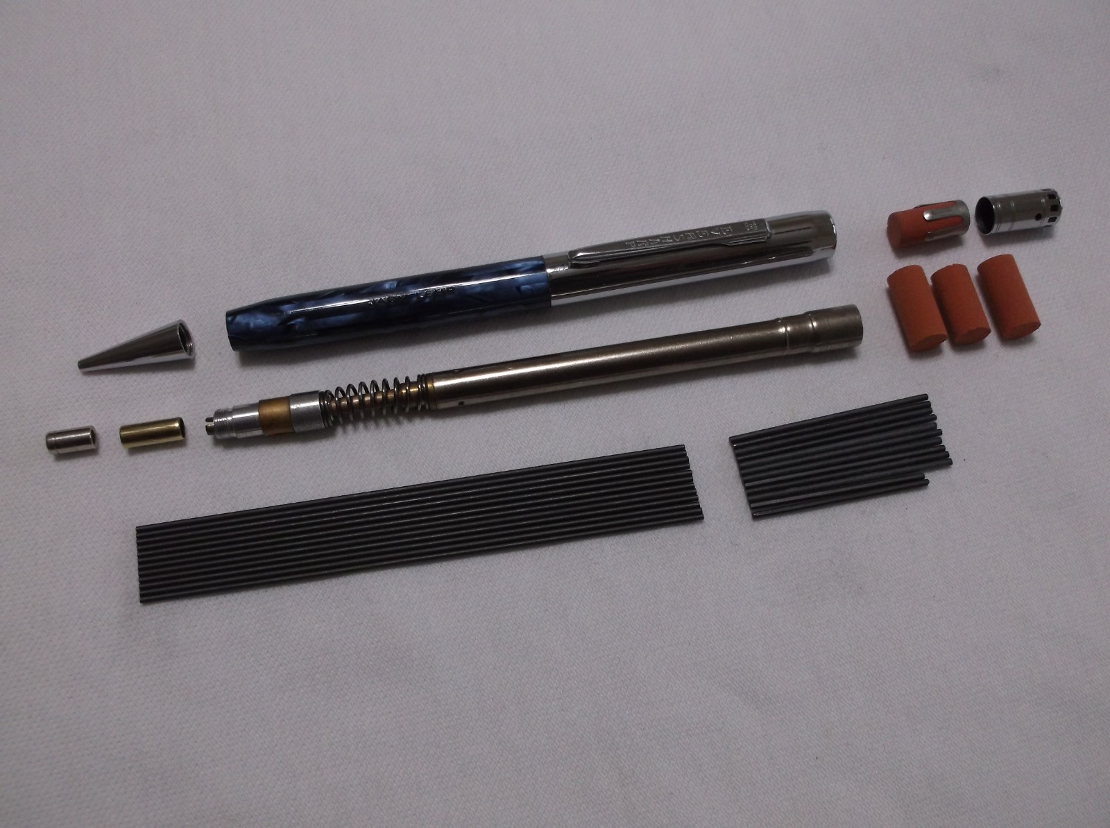 VINTAGE WAHL EVERSHARP CORONET BLUE STRIPE MECHANCIAL PENCIL / 1.18 mm LEAD