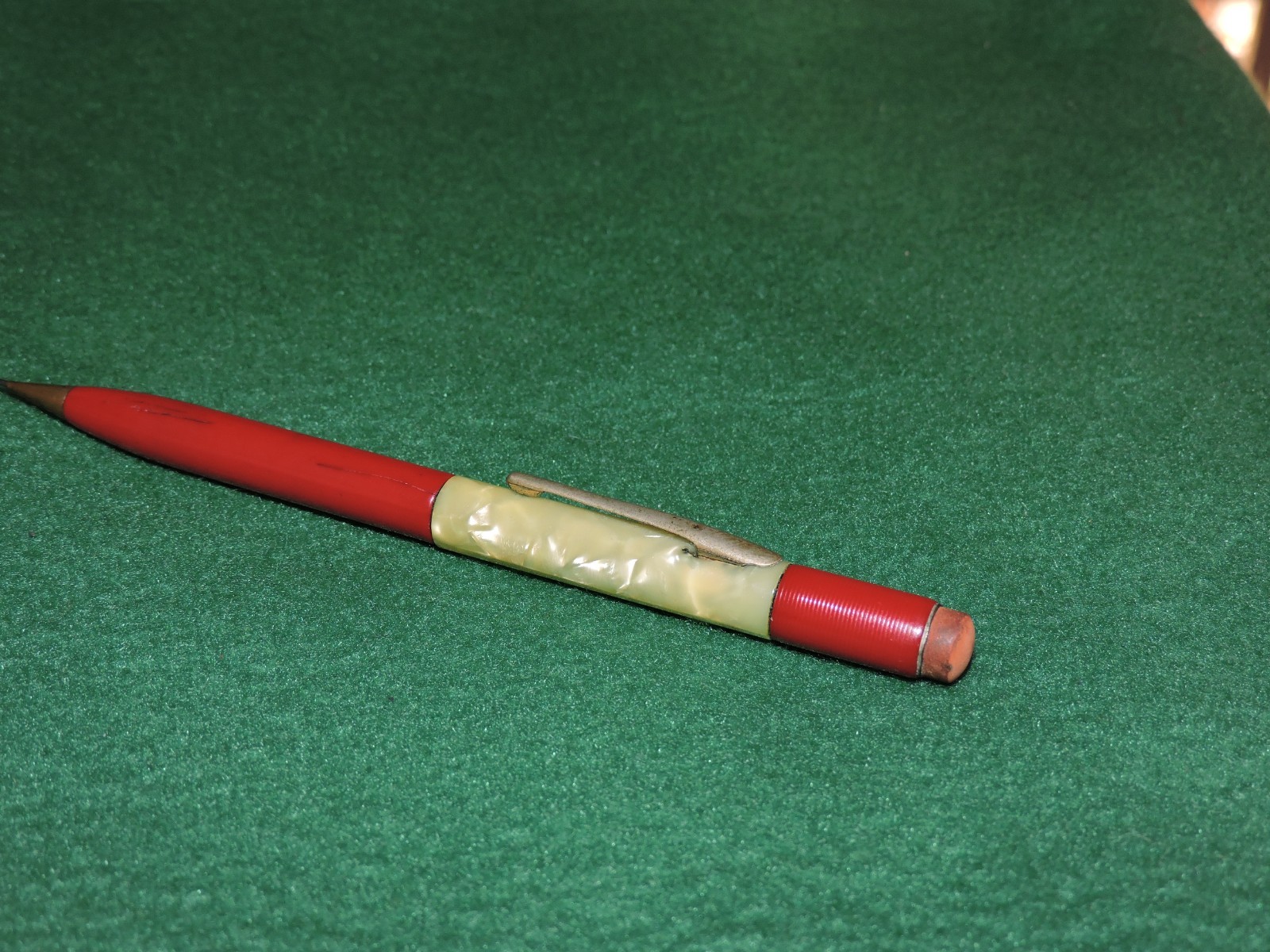 Shaeffers Fineline Pearloid Mechanical Pencil ~for restoration~
