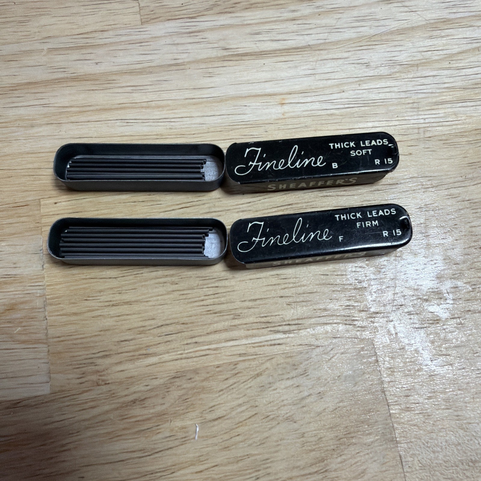 VTG W.A Sheaffer Fineline thick leads Soft Firm B F R15 Mechanical Pencil Refill