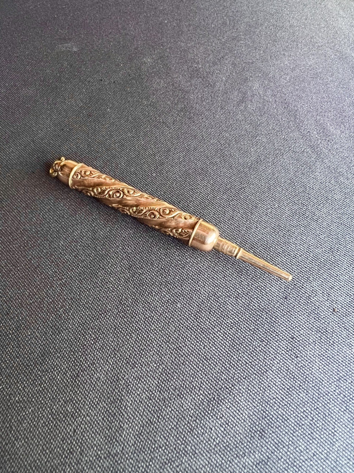 Victorian 10K Rose Gold Repoussé Pencil Fob Pendant – 12g Gross Weight – Estate