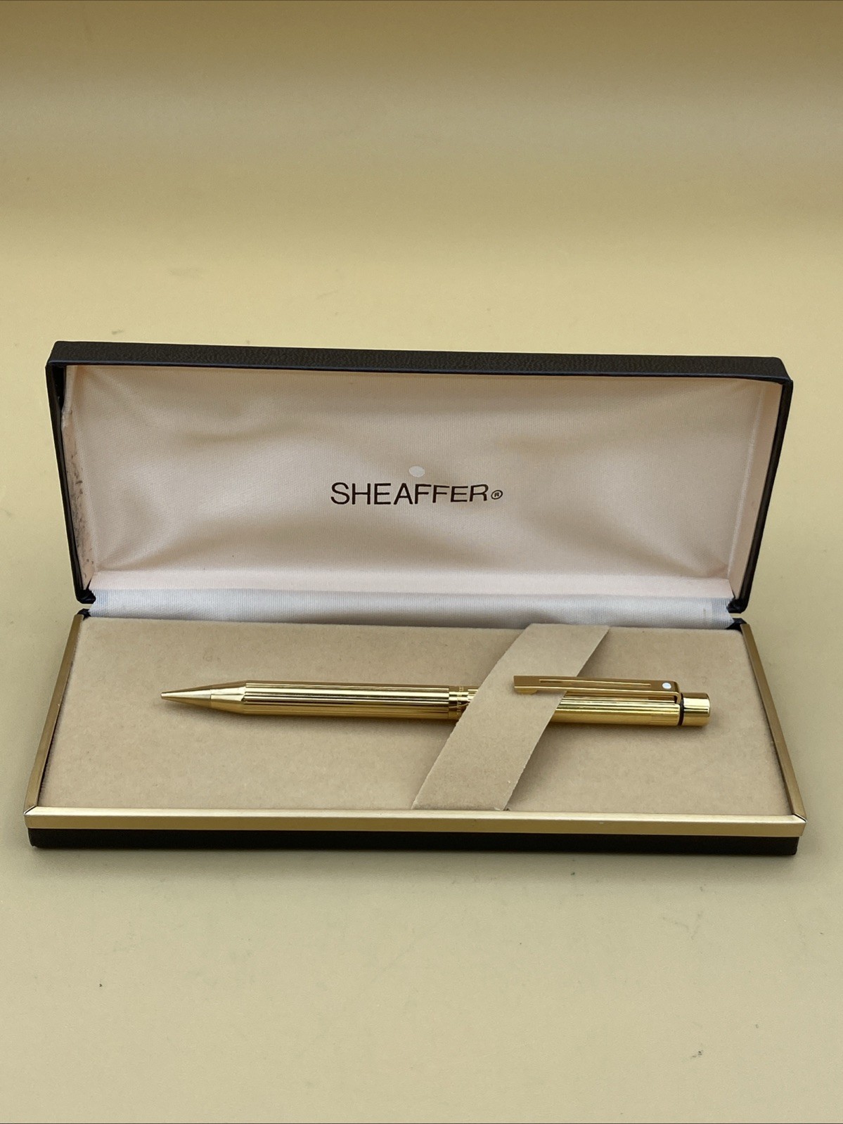 Vtg Sheaffer Gold Electroplated White Dot Mechanical Pencil Fluted wth Box