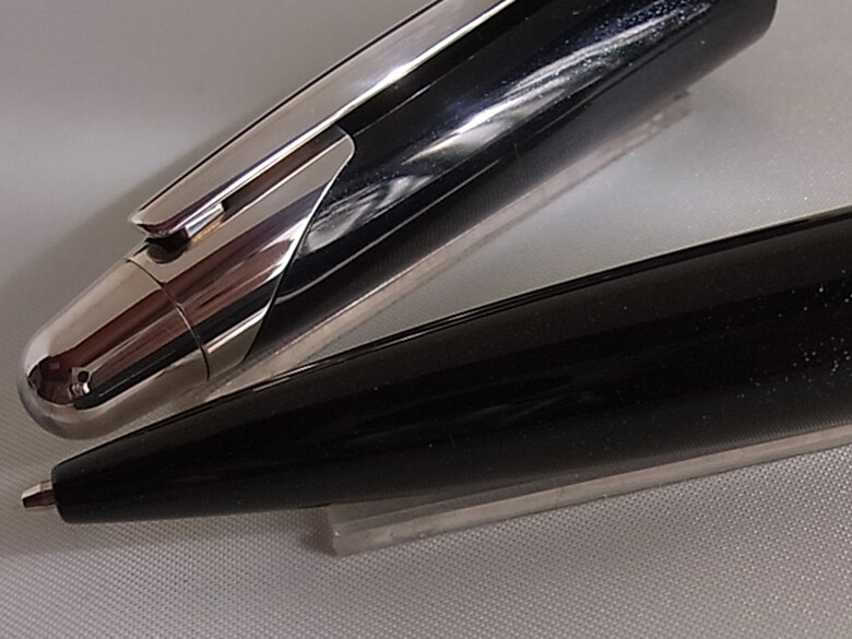 Dunhill AD2000 Metallic Black ST Mechanical Pencil 0.9mm