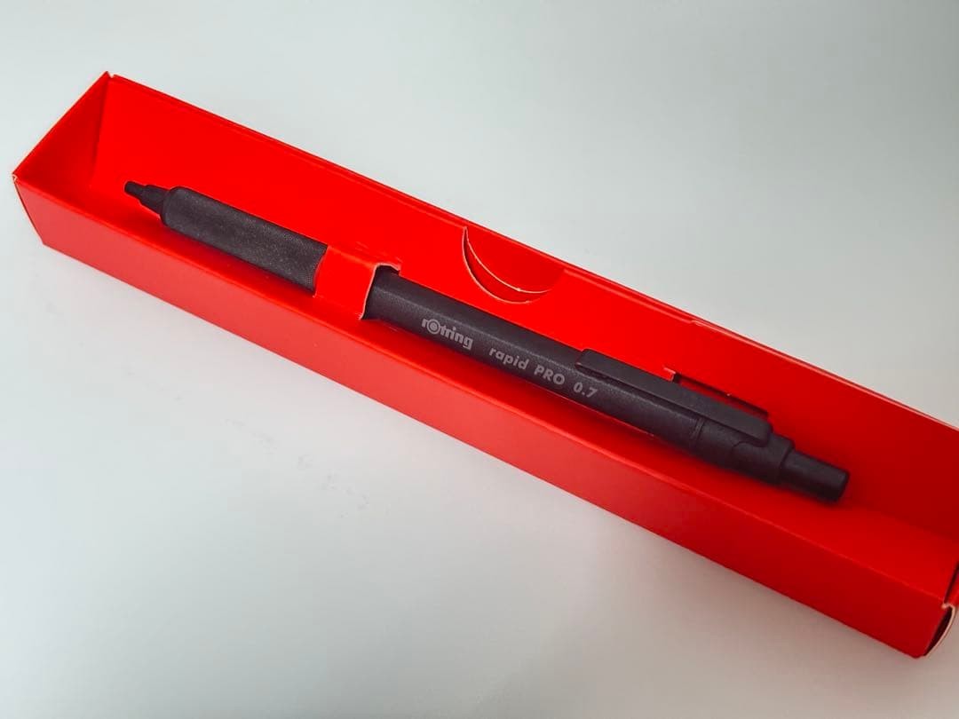 Beautiful item! rotring 800 0.5mm, rapid PRO 0,7mm