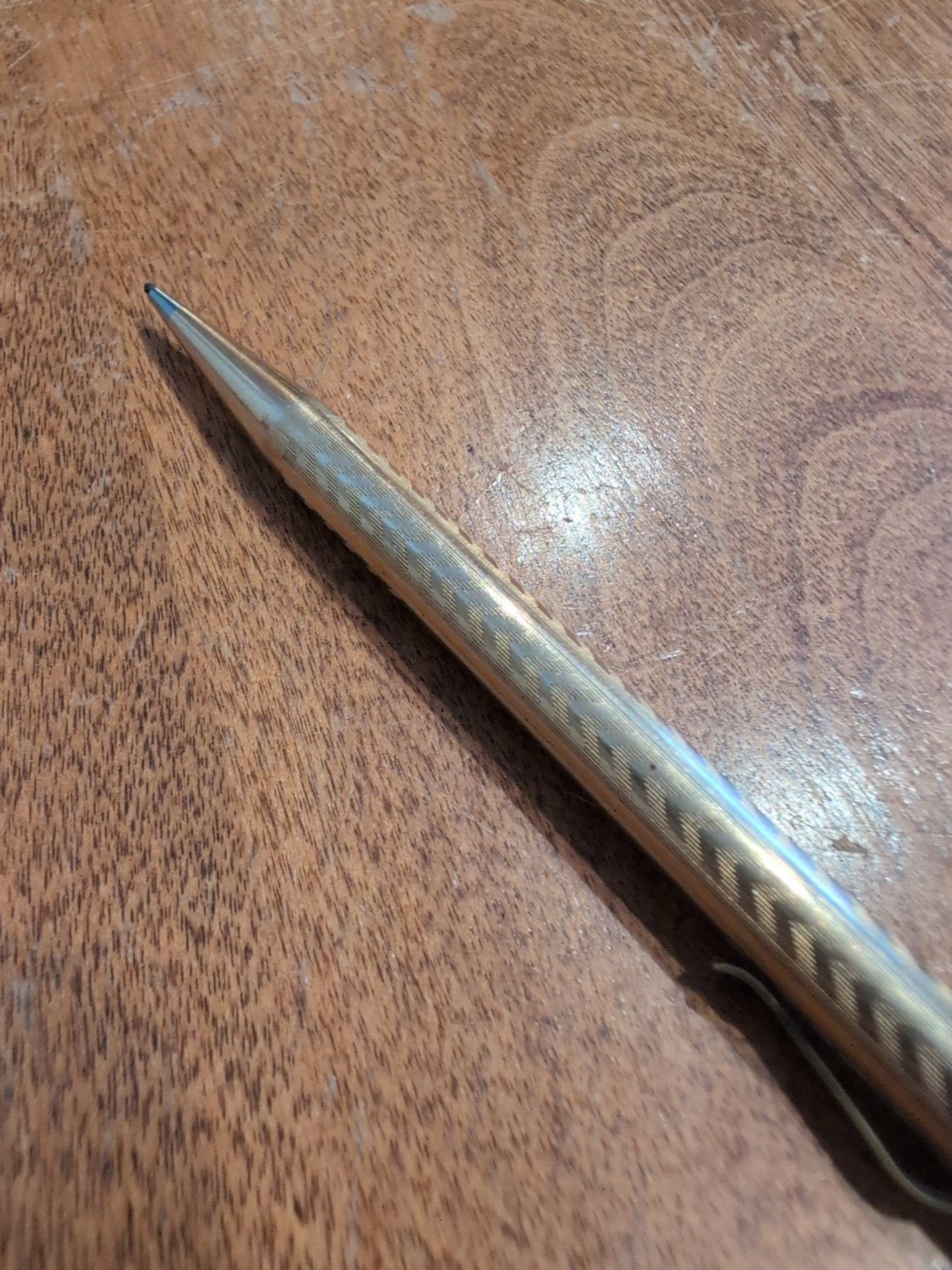 Wahl Eversharp Gold Filled Dart Pattern 1.1mm Pencil w/Clip – 1920’s – USA