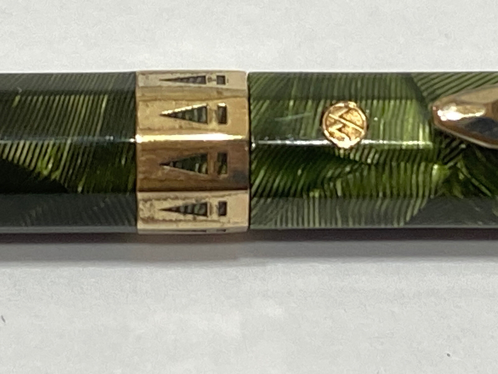 EVERSHARP DORIC GREEN SHELL GOLD EMBLEM SMALL PENCIL SQUARE LEADS