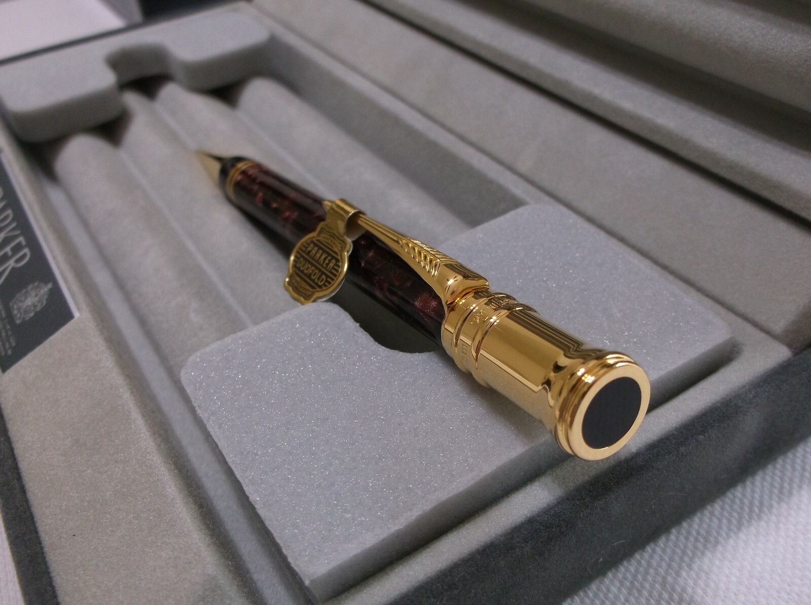 PARKER DUOFOLD MARBLED MAROON & GOLD 0.9 mm PENCIL / NEW IN BOX / MADE IN UK