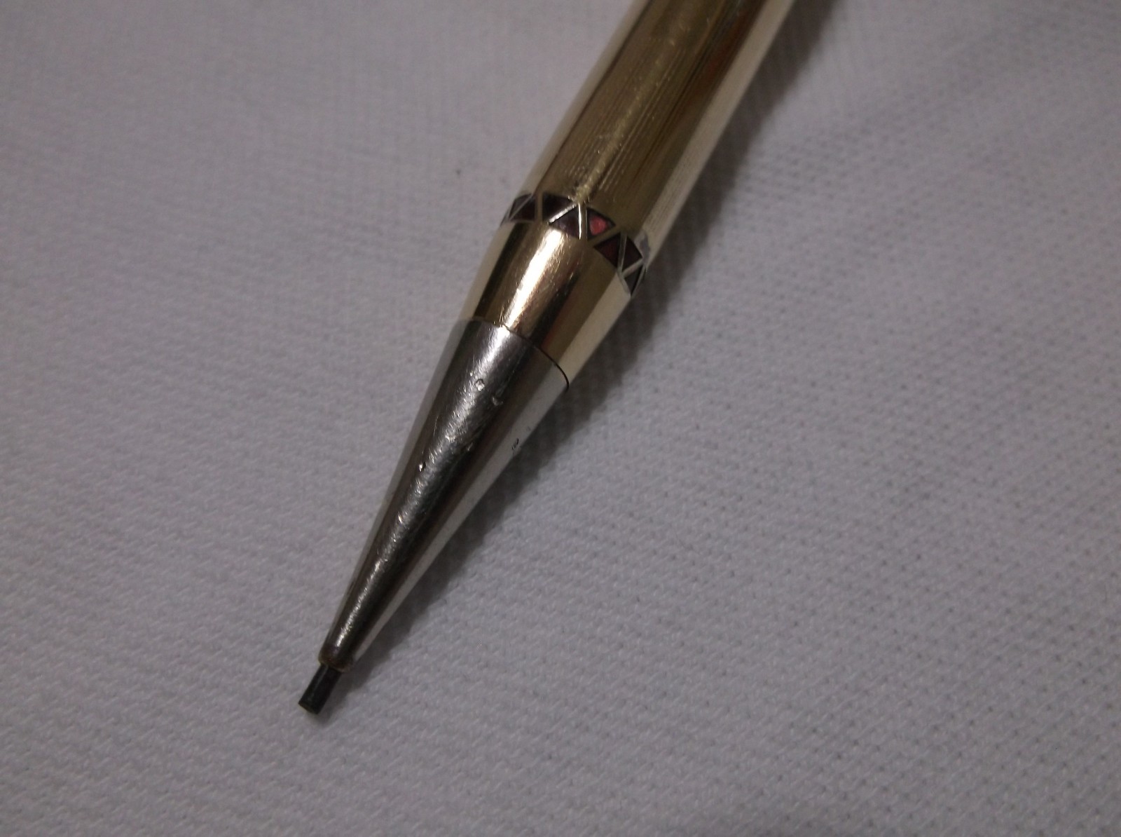 VINTAGE WAHL-EVERSHARP CORONET GOLD FILLED MECHANCIAL PENCI L / 1.18 mm LEAD