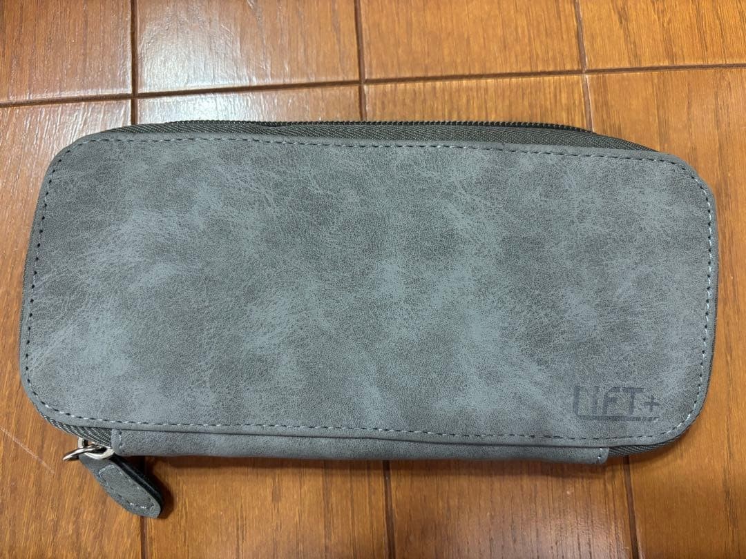 Pencil case, 7-piece pen set