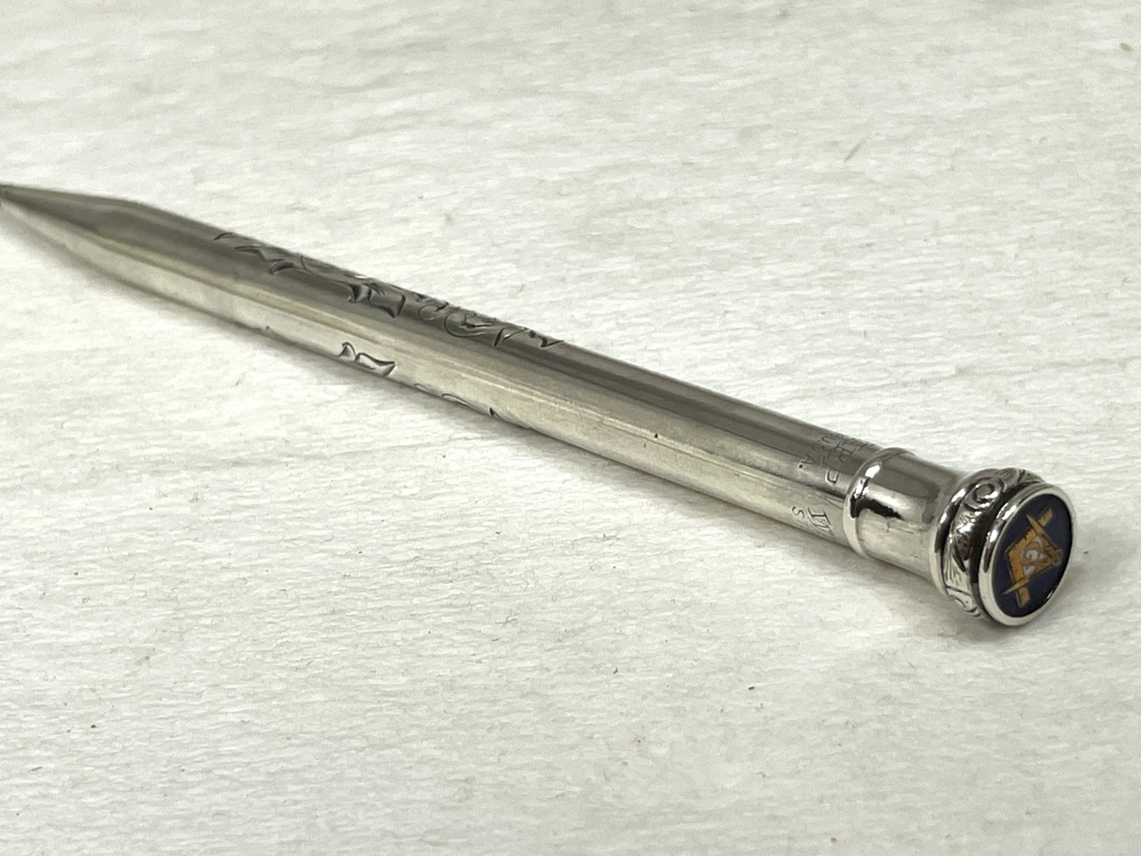 Vintage EVERSHARP Mechanical Pencil ~ STERLING w/Floral Engraving ~ MASONIC Seal