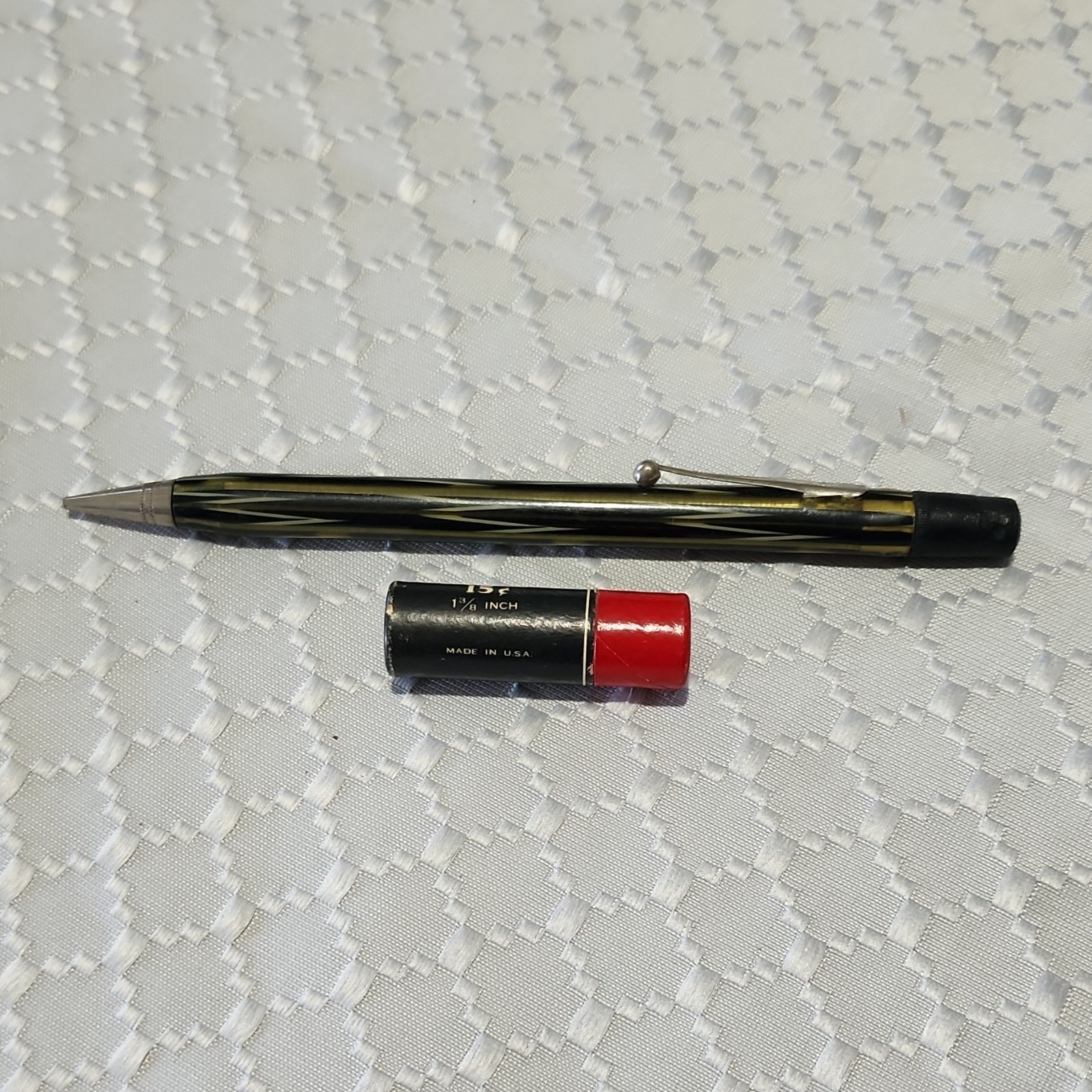 Eversharp Vintage Clutch Pencil Retractable Tip Red Top Lead Hard Std. 1/4″