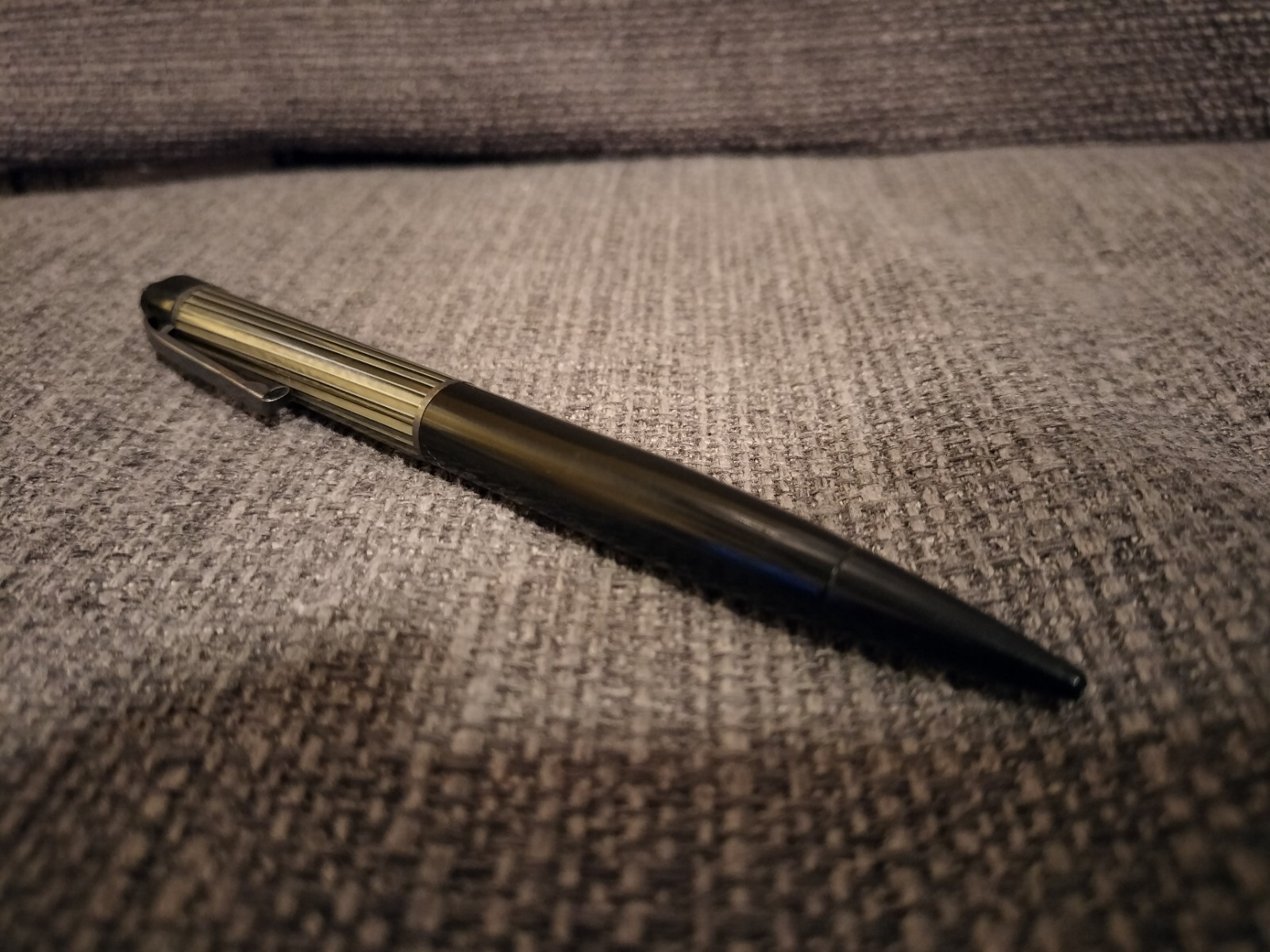 Eversharp Skyline Mechanical Pencil (1940s) Charcoal w Striped Cap