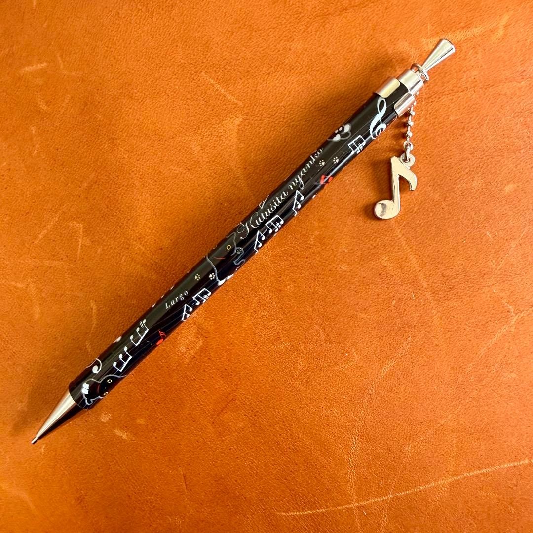Socks Cat Kutusita nyanko mechanical pencil with musical note charm