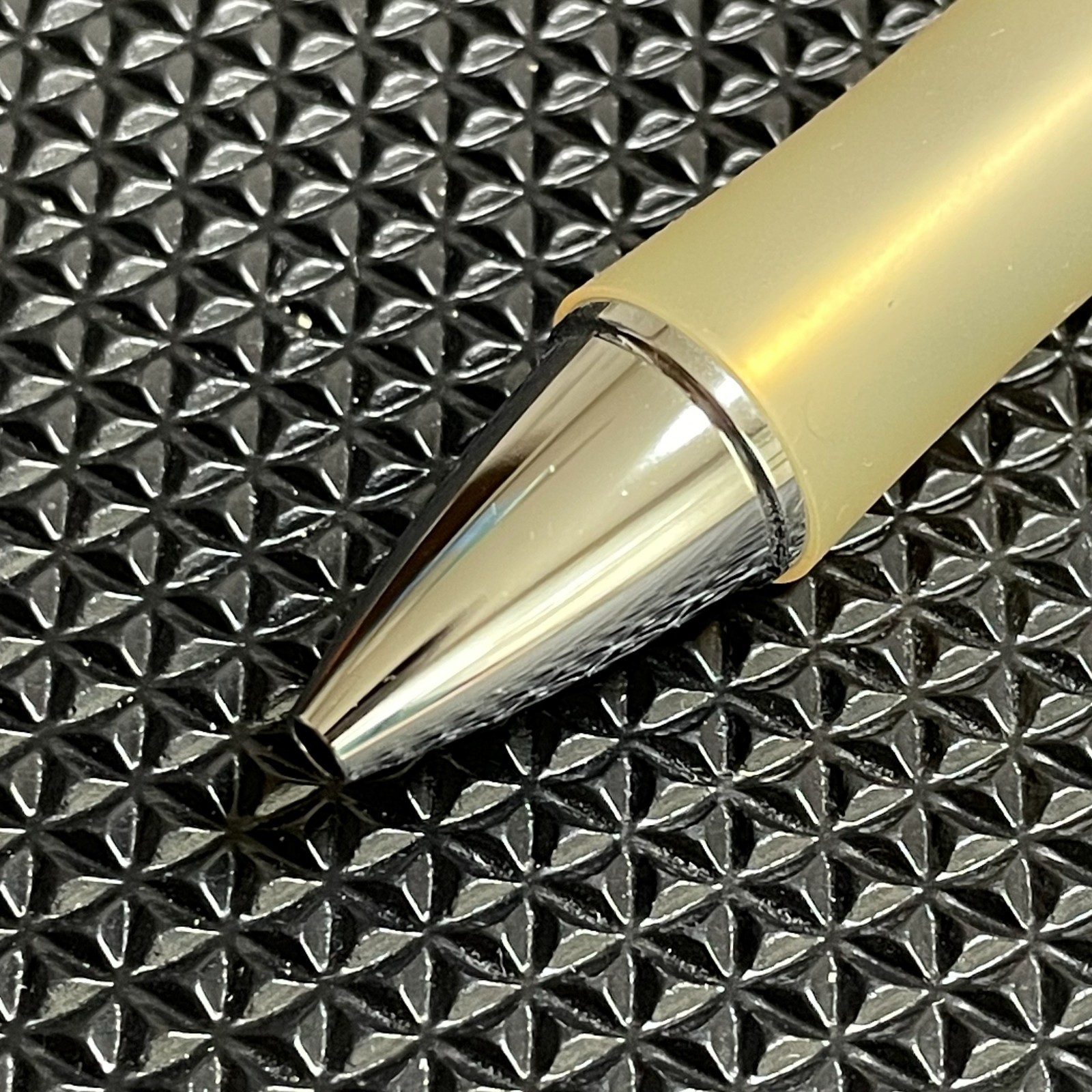 PILOT Dr. Grip 1+1 Multi Pen Ballpoint Mechanical Pencil Japan Used