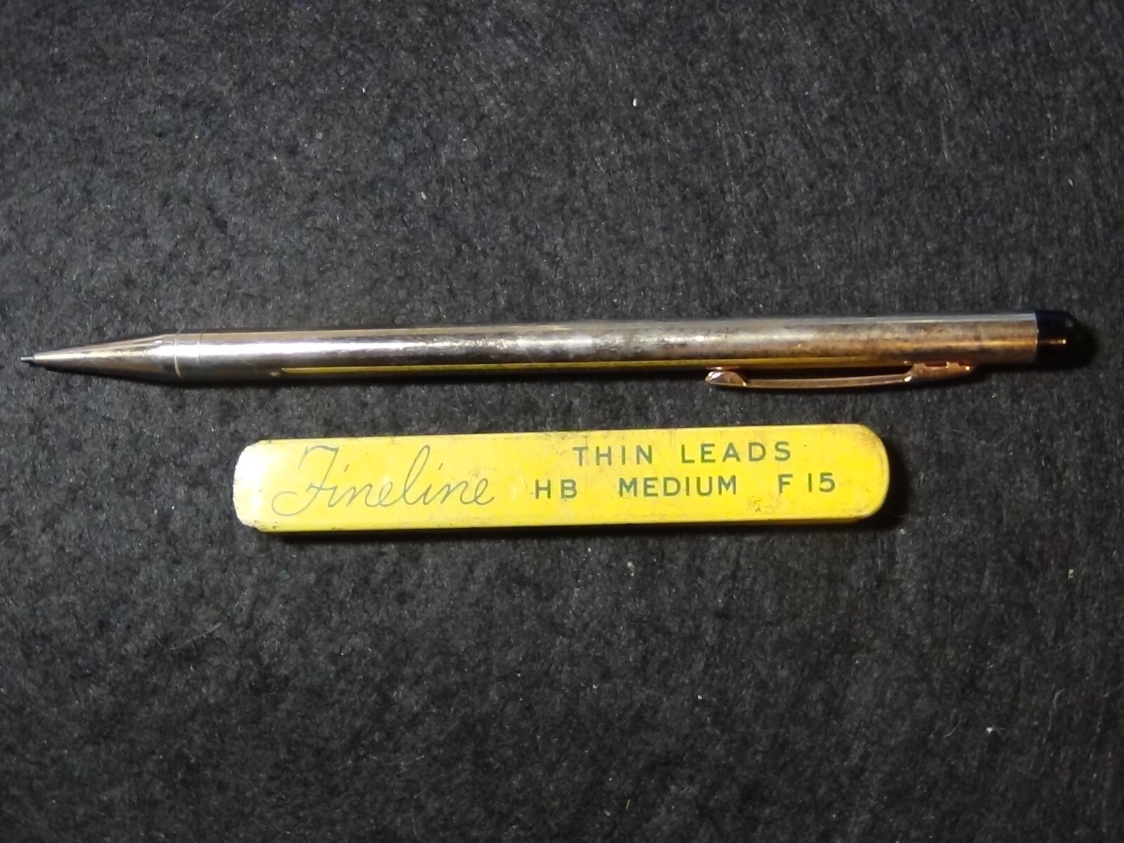 Vintage Made in USA Metal Mechanical Pencil & Sheaffer’s Lead Case Nice Set