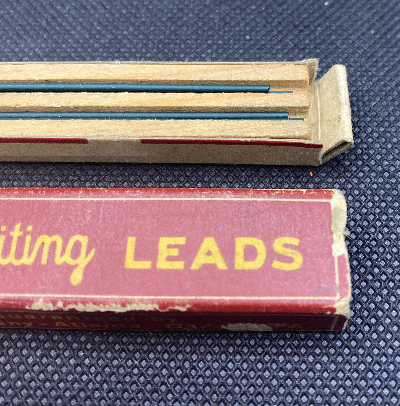 Vintage Scripto Smooth Writing Leads Finest Writing Drawing U.S.A. Green No. 132