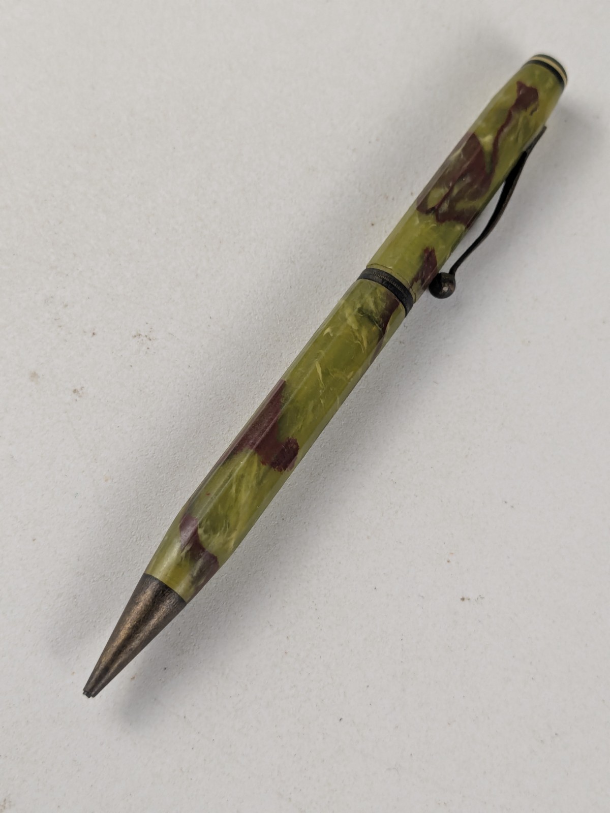 1940-50s – Lovely Wearever Green and Brown Swirl Mechanical Pencil – B18D