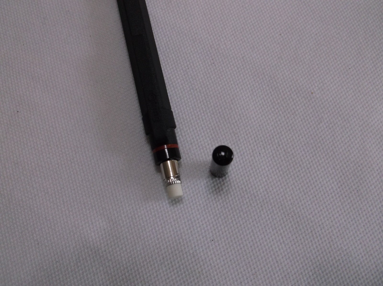 ROTRING 600 NEWTON HEXAGONAL BLACK 0.7 MM PENCIL / 46581
