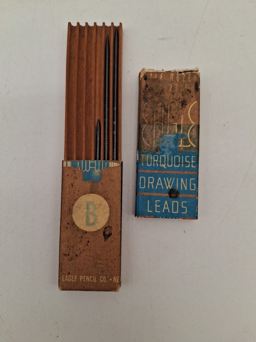15 Eagle Turquoise Drawing Leads Lot 8 Full 7 Partial + 2 Empty