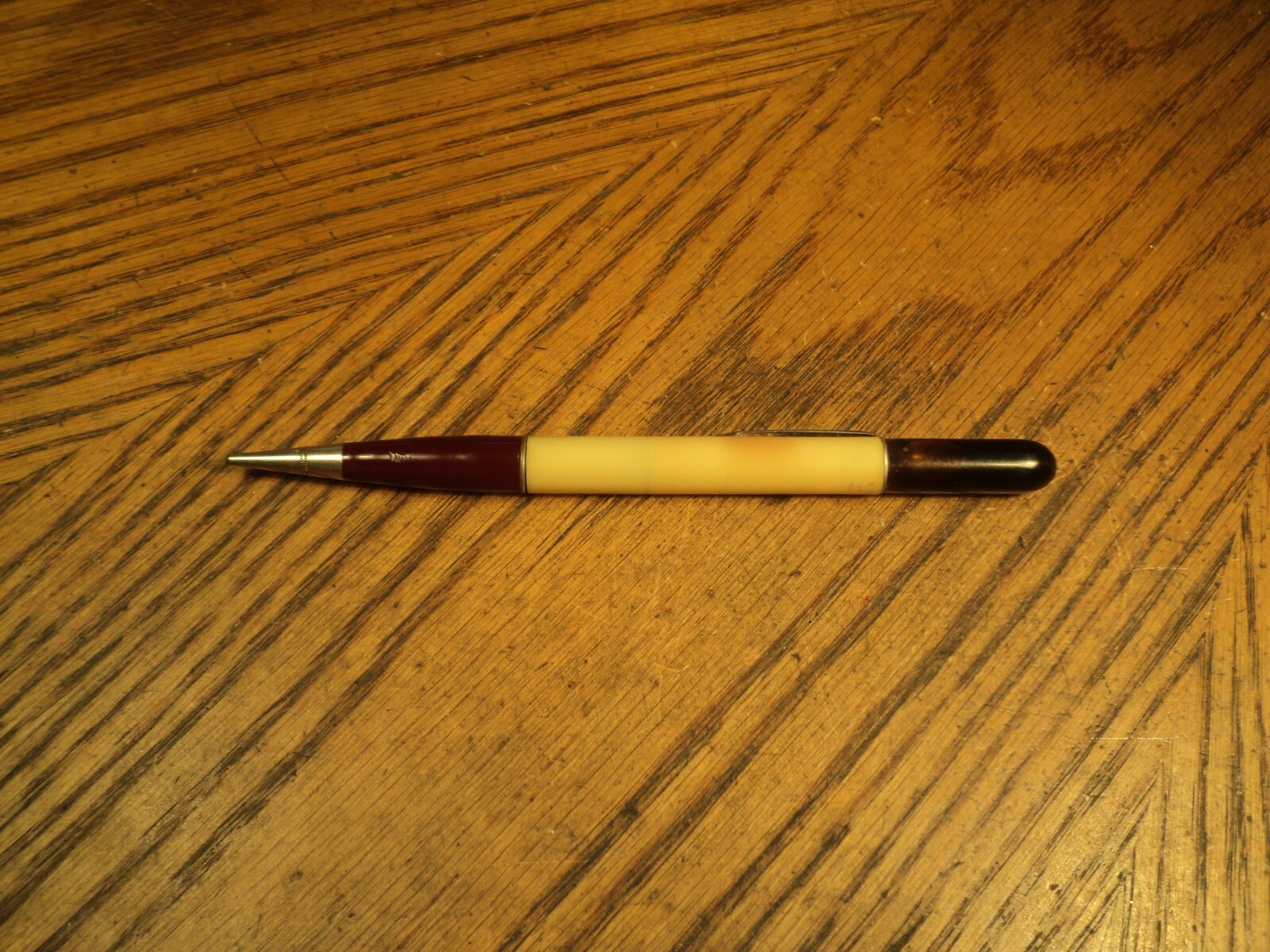 Vintage Ritepoint Mechanical Pencil 5-7/8″ Oil Cap B