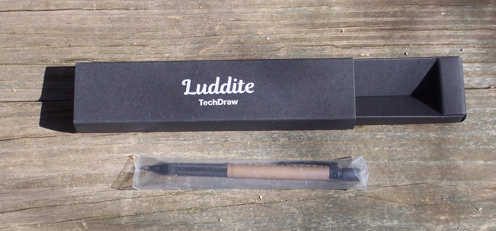 Luddite Tech Draw2 Leather Model Buttero 0.5 Greige (Tan)