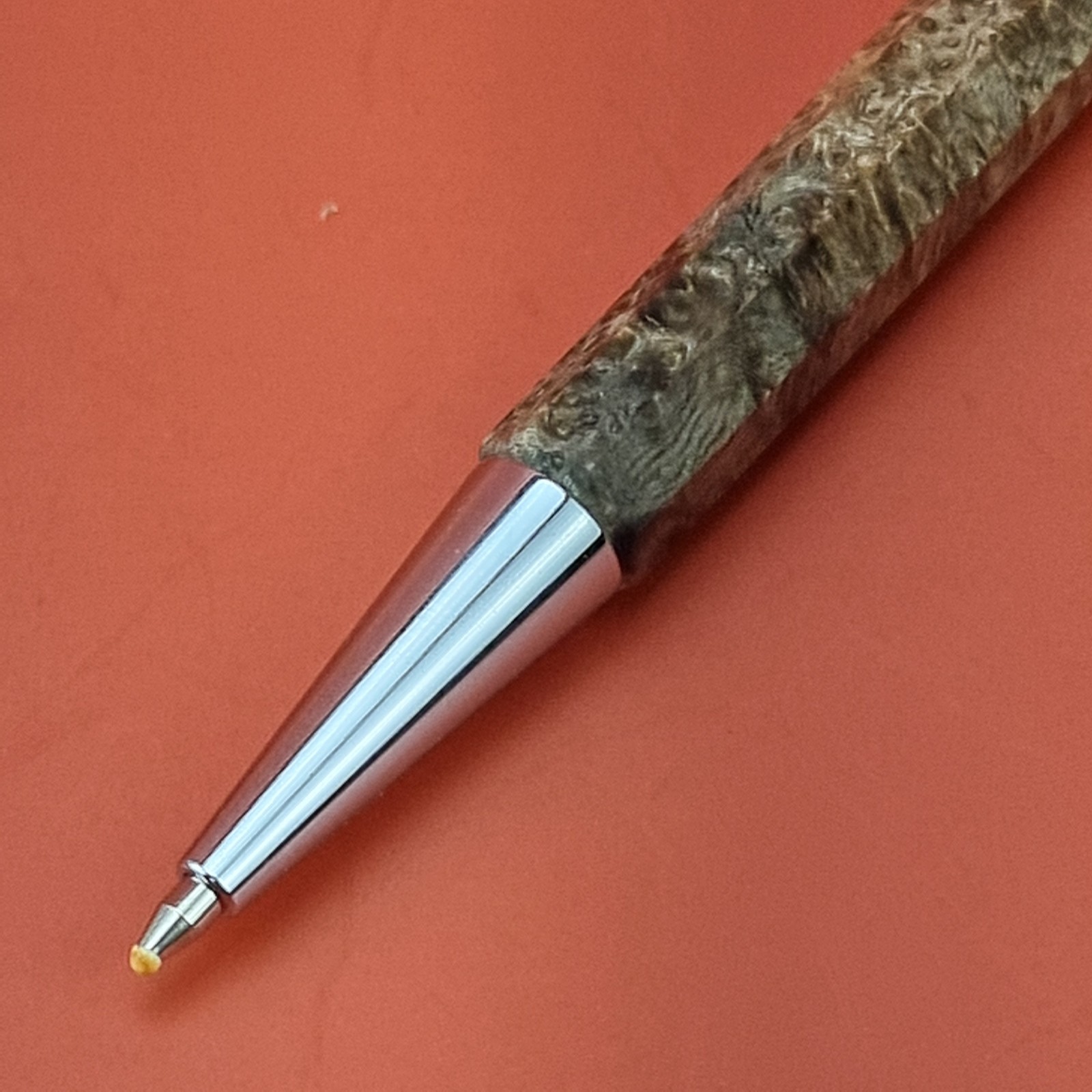 Hand Crafted Click Ballpointpen with Octagonal Wood Barrel