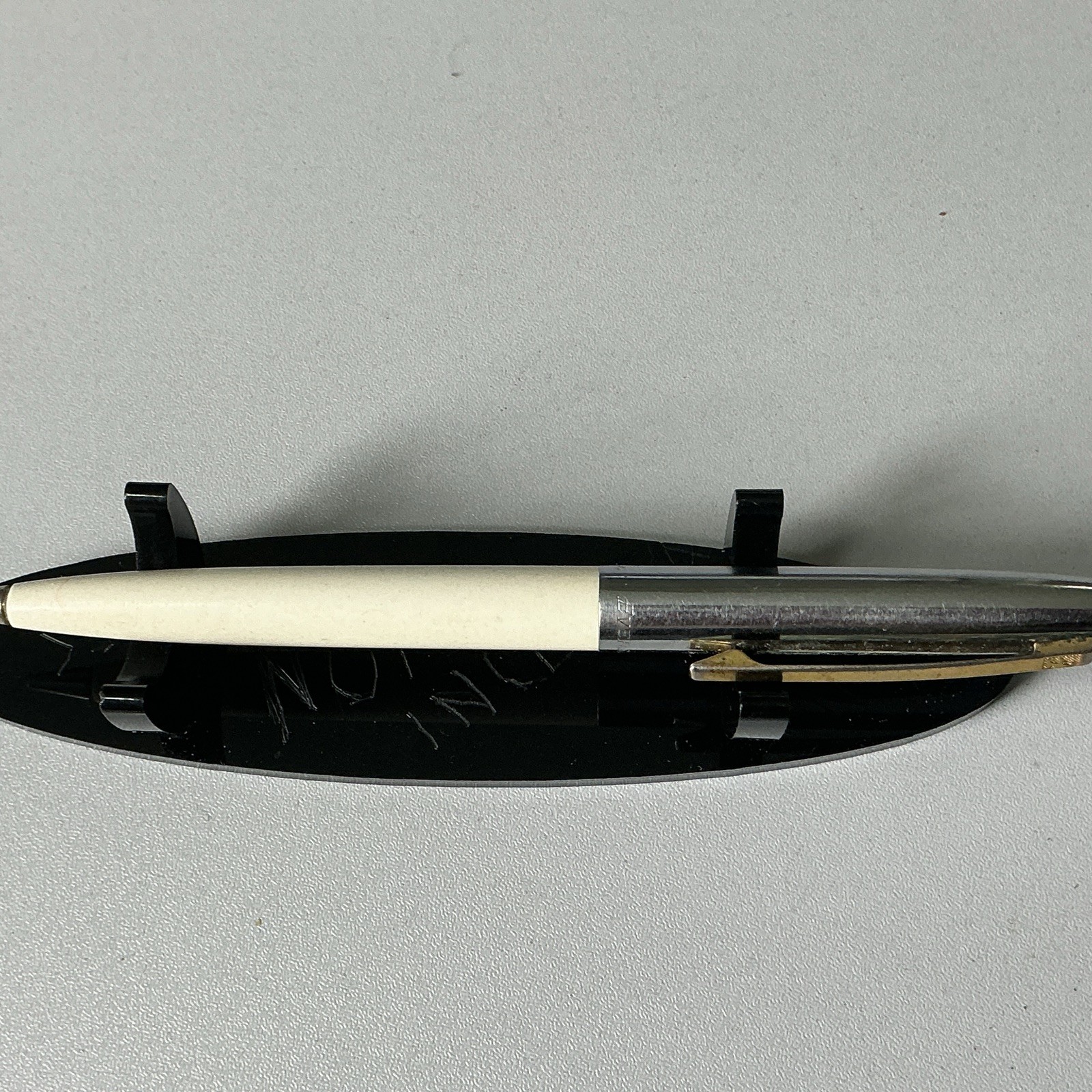 VTG Eversharp-Parker 1960’s Big E Mechanical Pencil White w/Chrome Trim – Y45