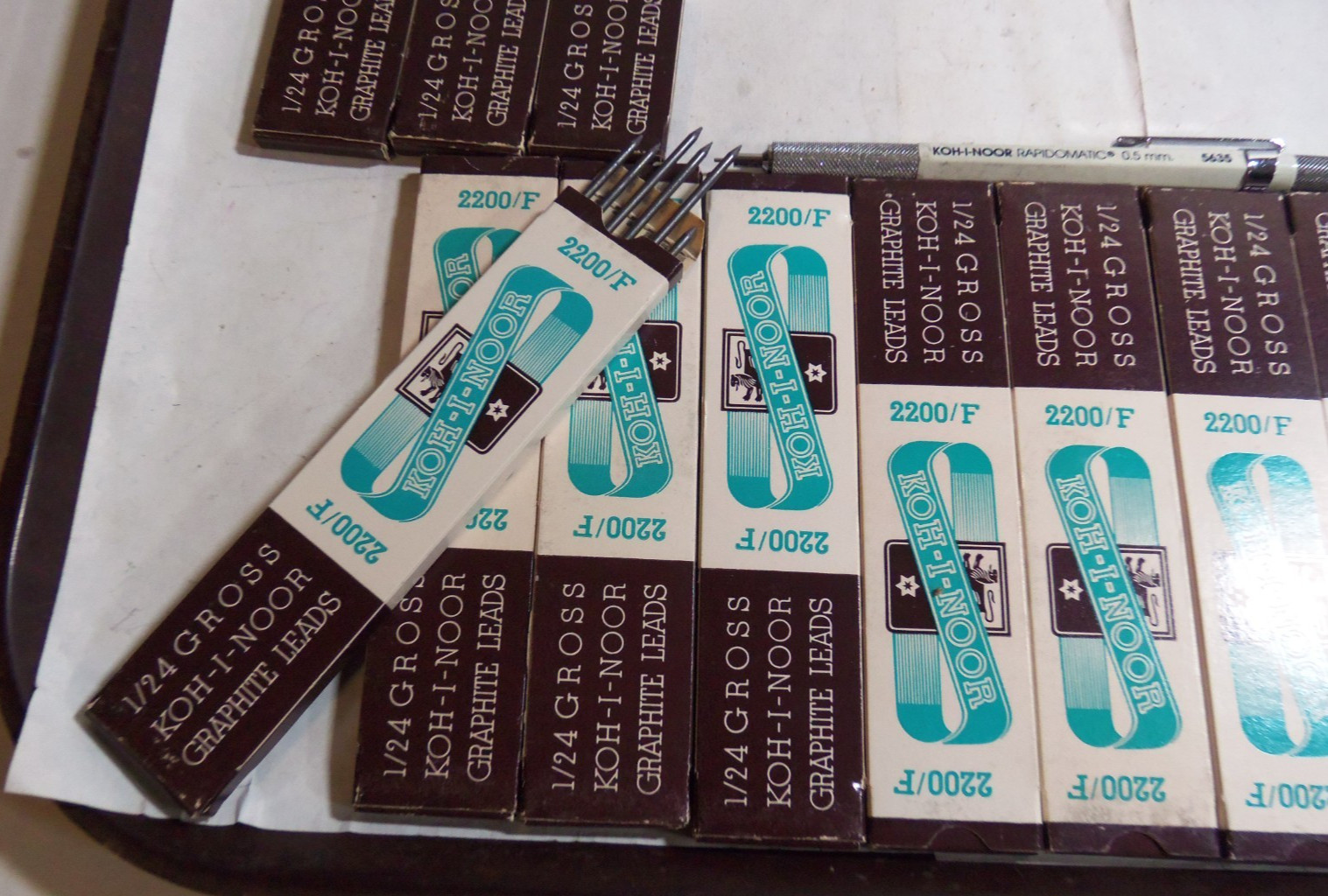 Lot of Koh I Noor Drawing Leads 2200/H, 2200/F