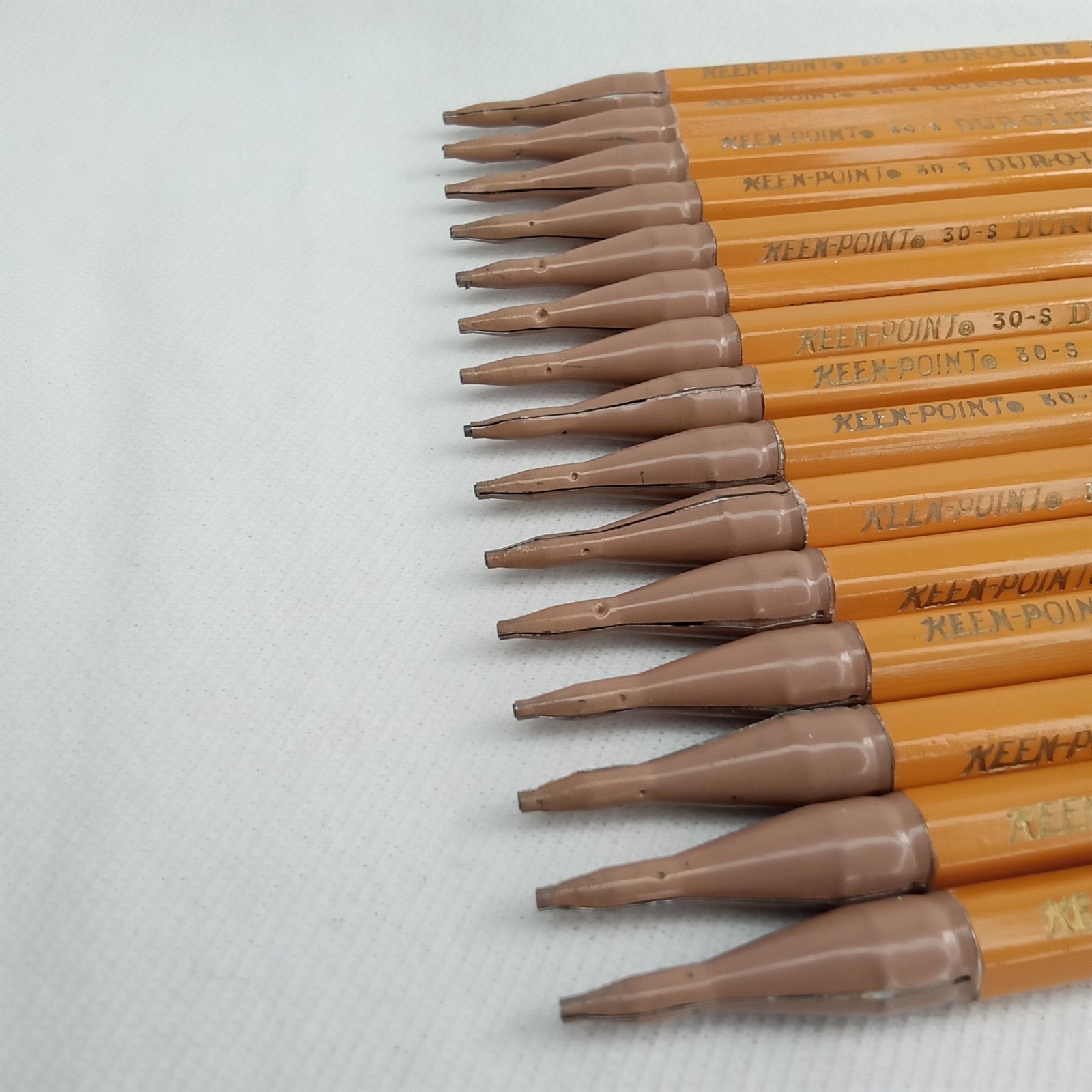 Vintage 1960s Keen Point Dur O Lite Yellow Metal Mechanical Pencil Set Of 15