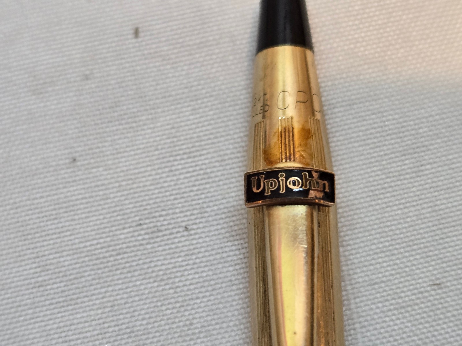 CROSS GOLD FILLED MECHANICAL PENCIL, UPJOHN LOGO, WITH EXTRA LEADS & ERASERS