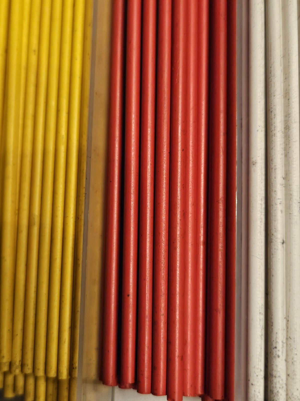 200 Colored 2.8 mm Lead Refills 5 Colors Deep Or Long Reach, Red Blue White Grey